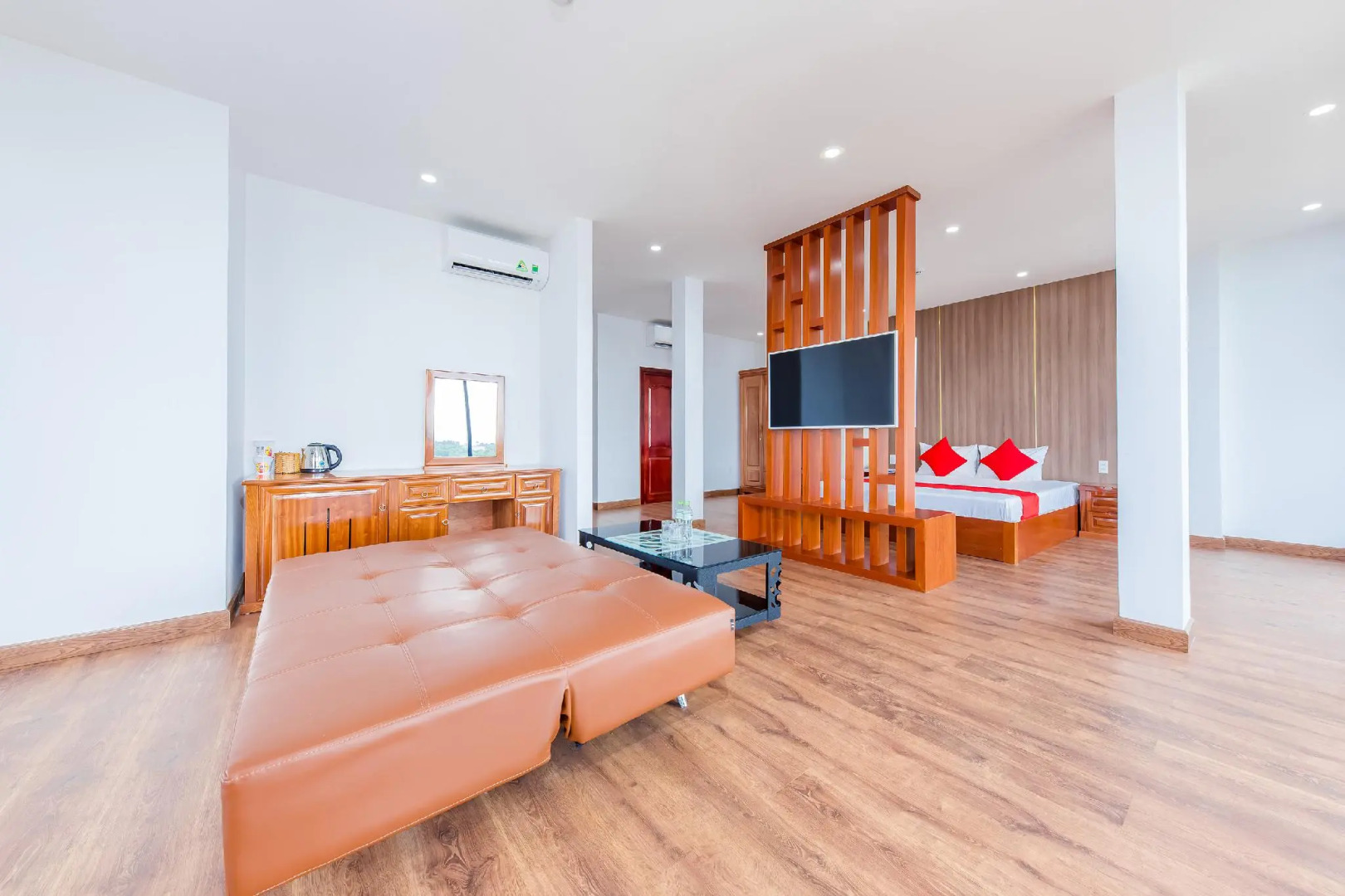 Hoang Sa Bai Dai Hotel 1