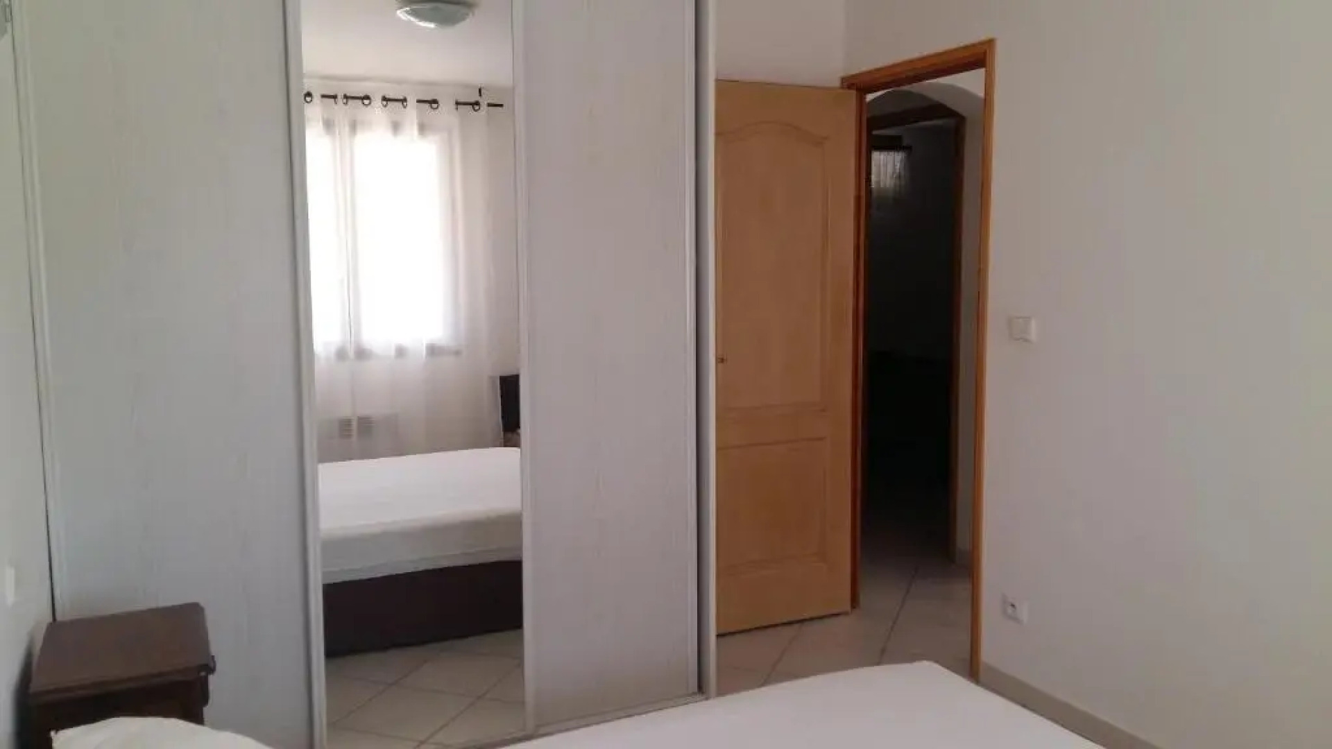 Bas de Villa chez Mr.Girolami Dominique