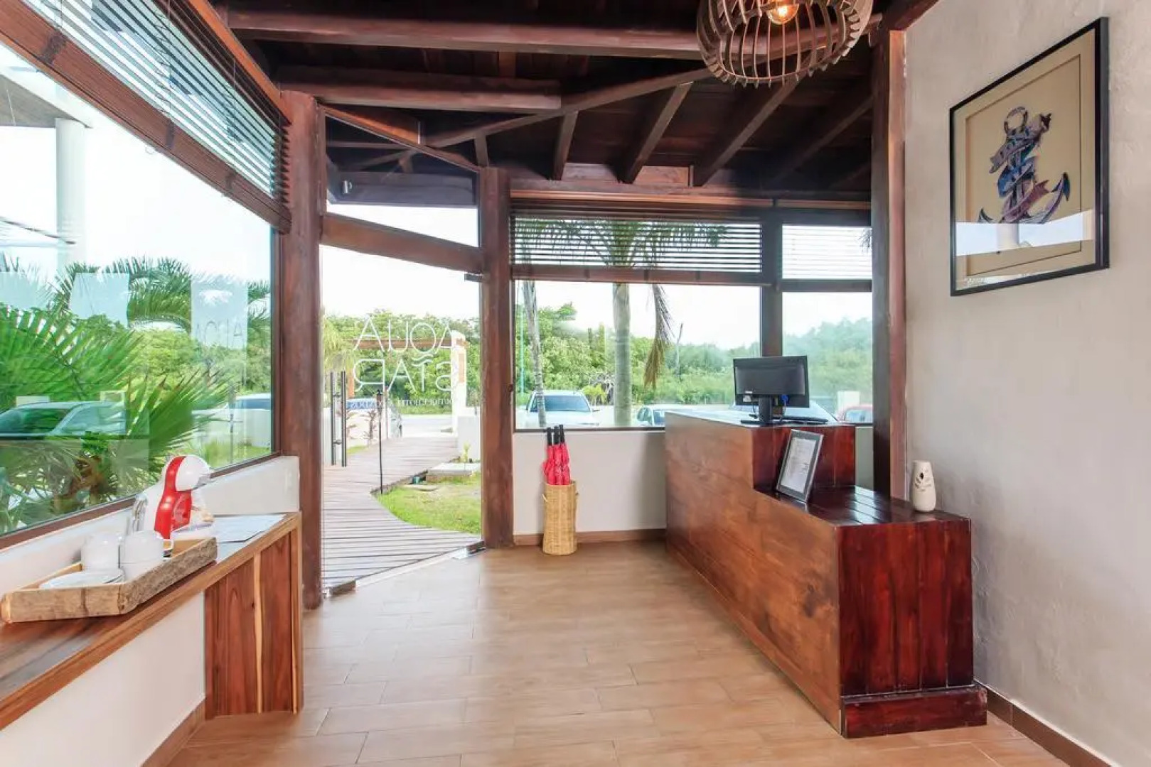 Aquastar Hotel & Apartments