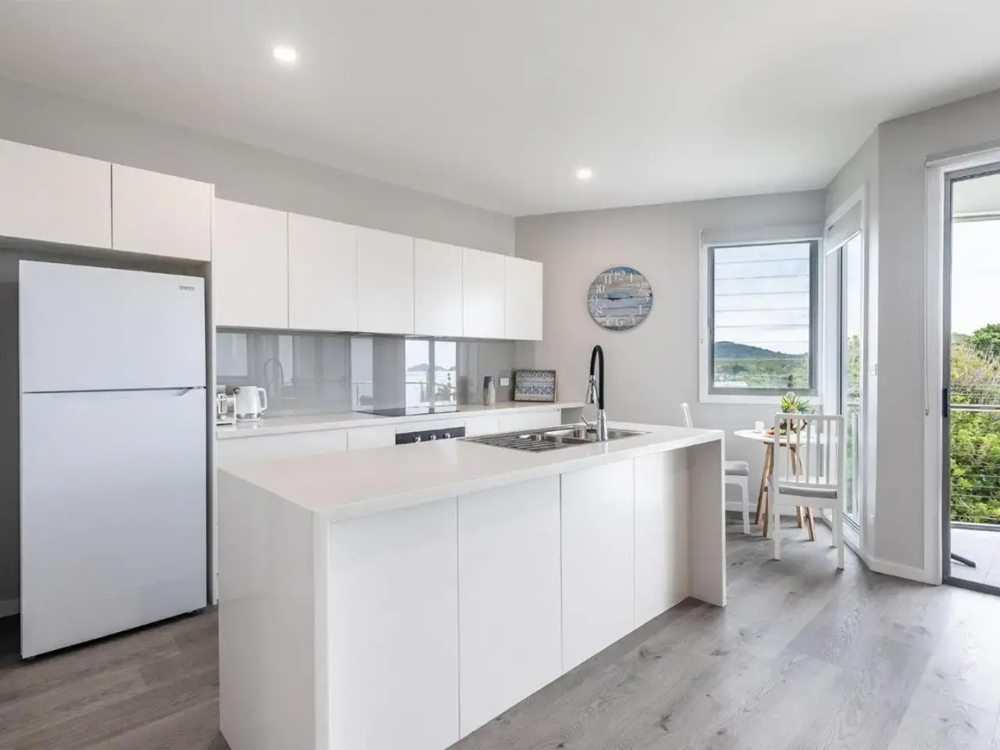 Fingal Bay Seabreeze Unit 2 16 Tuna Crescent