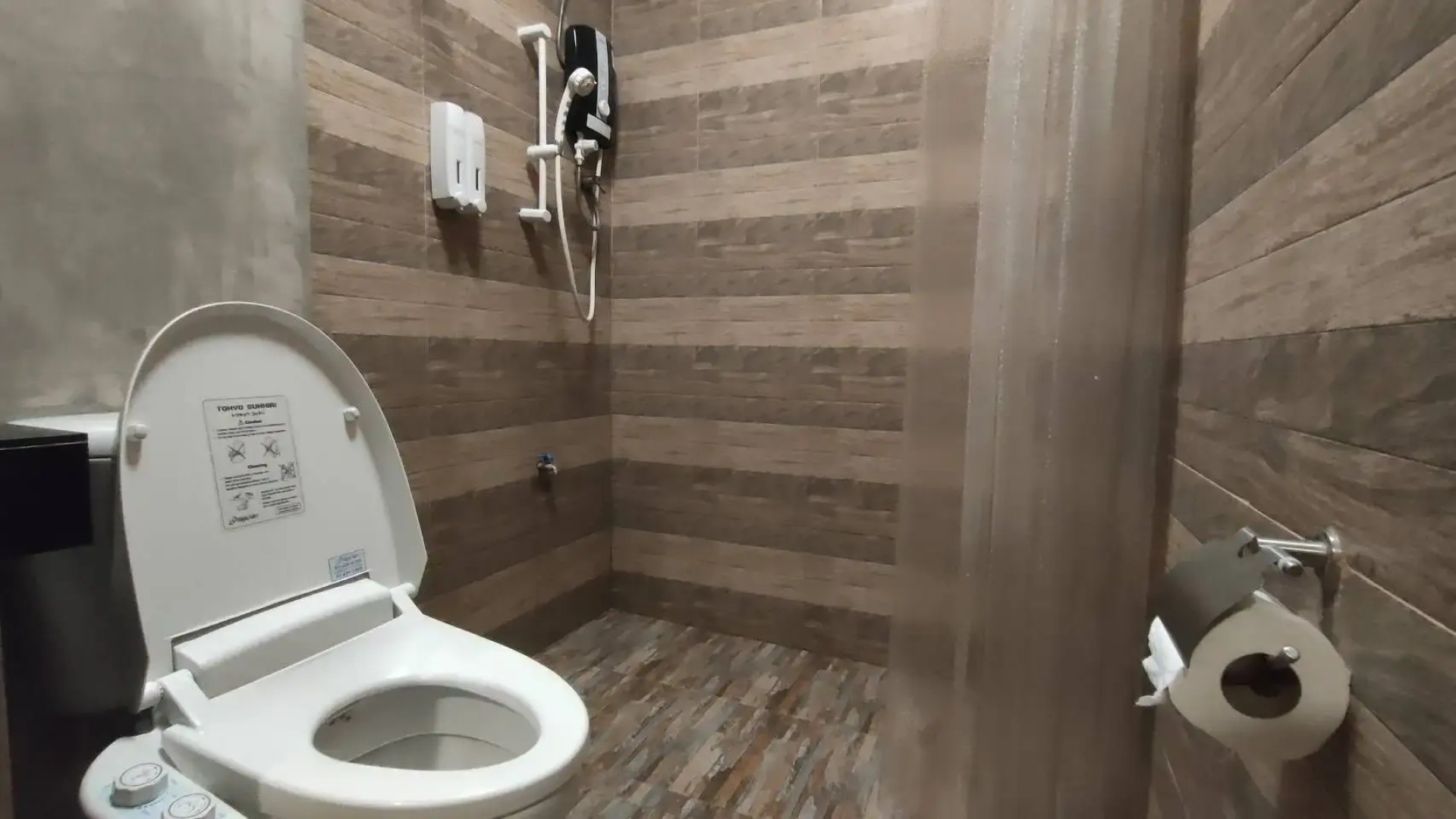 Komol Residence Bangkok