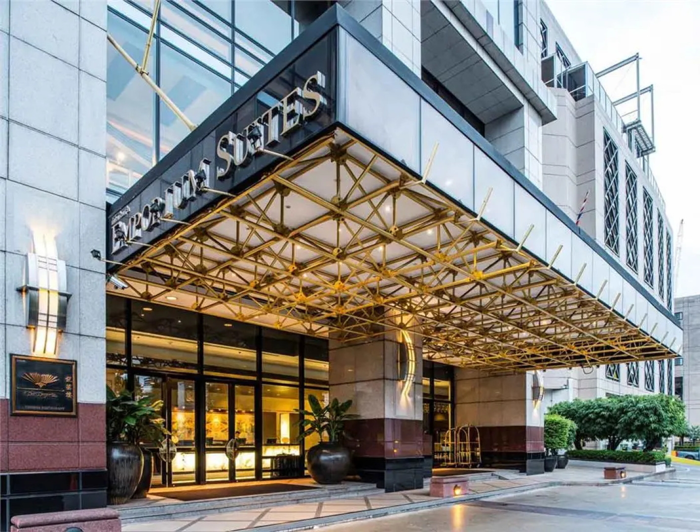 Emporium Suites by Chatrium