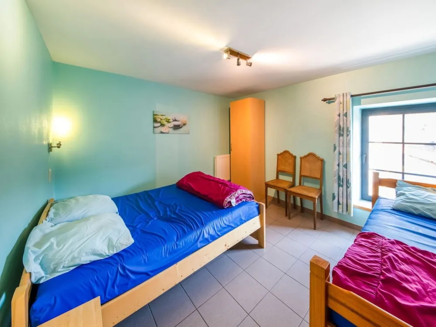 Stone Cottage with Sauna & Hot Tub near Cave of Lorette in Rochefort