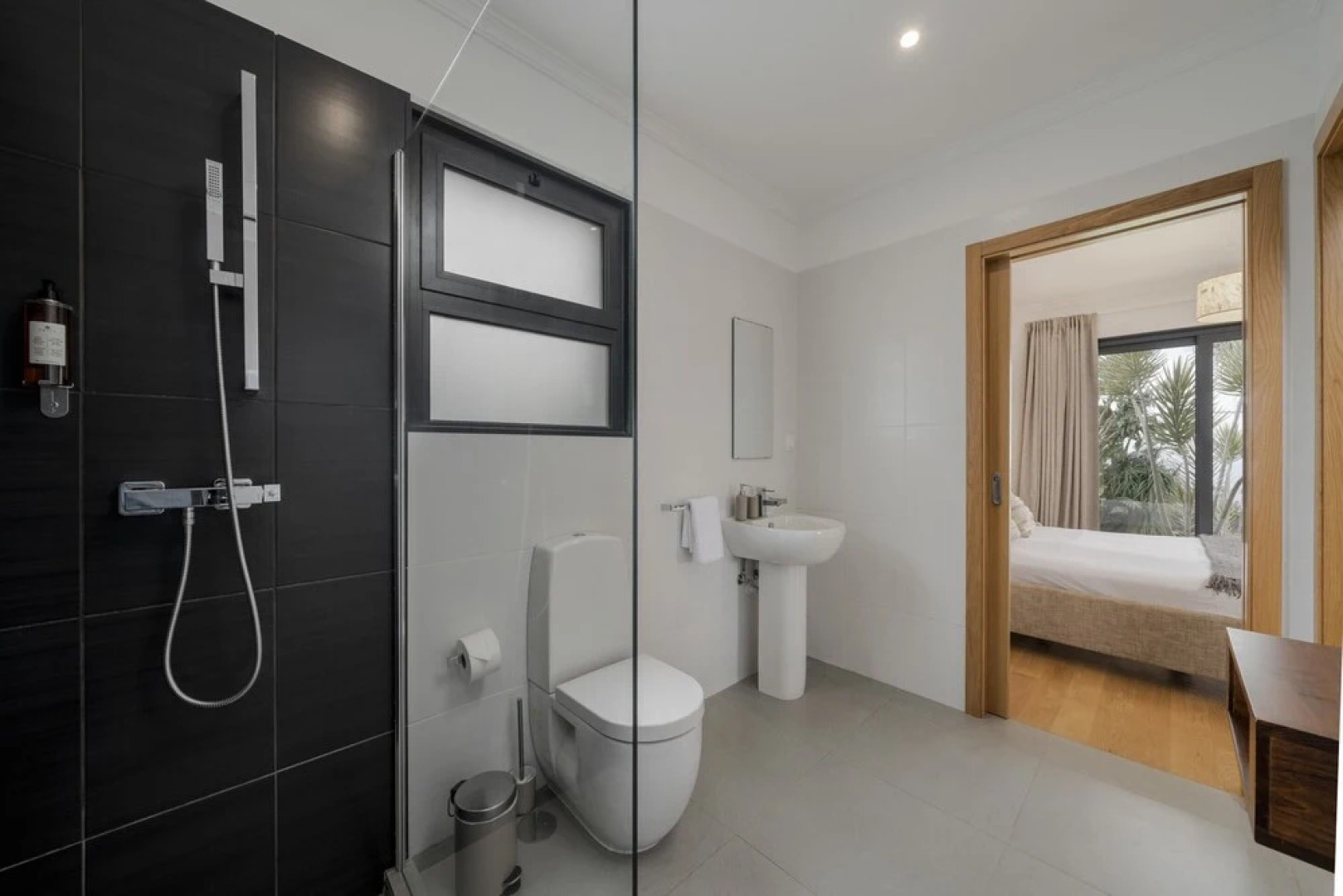 Pool, Garden and sea View - Villa Hibiscus