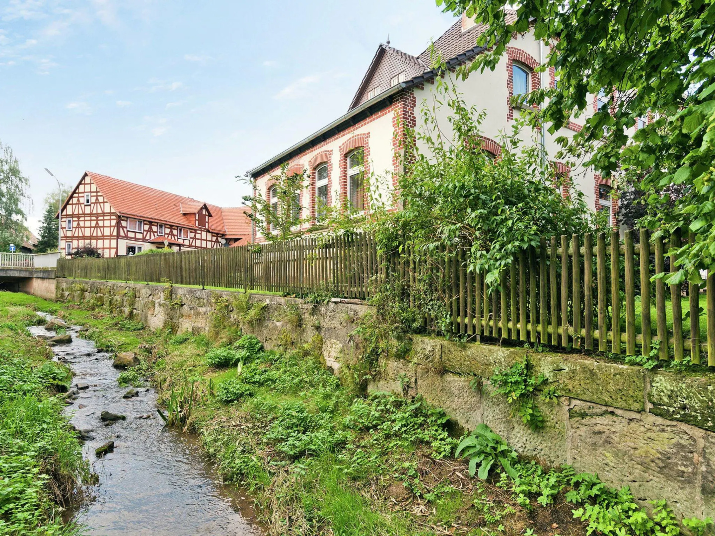 Stylish former village school with garden in Waldeck-Netze