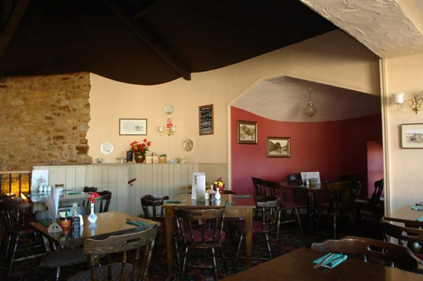 The Moon And Sixpence