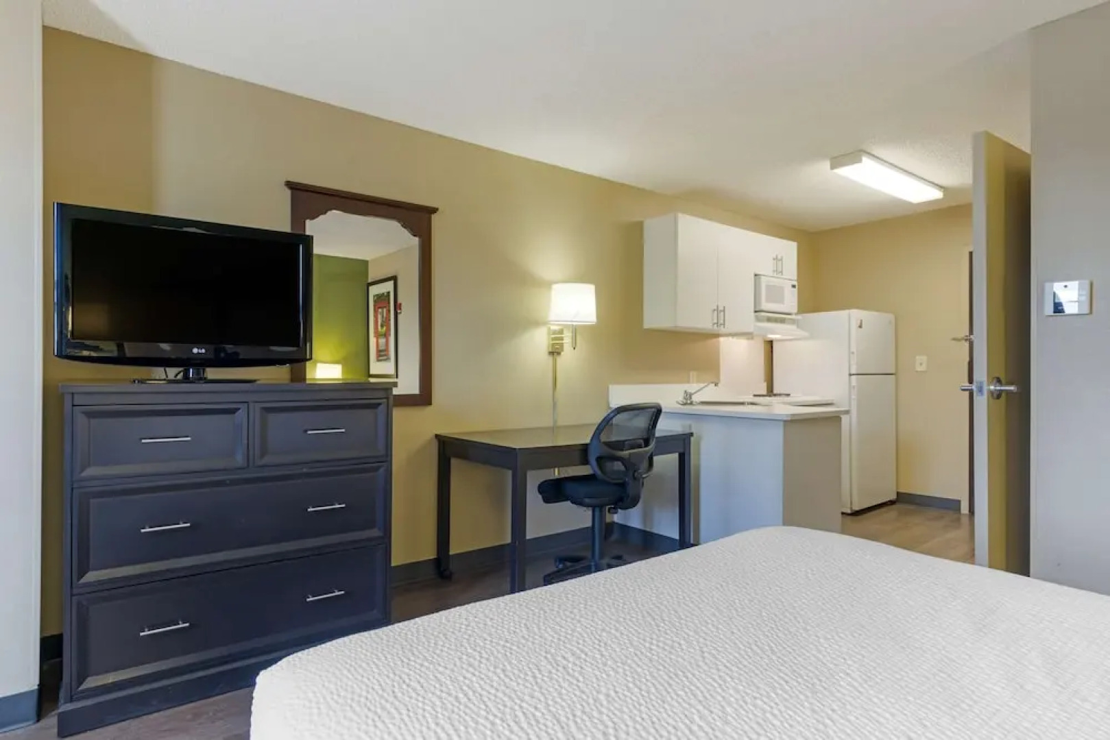 Extended Stay America Stockton March Lane