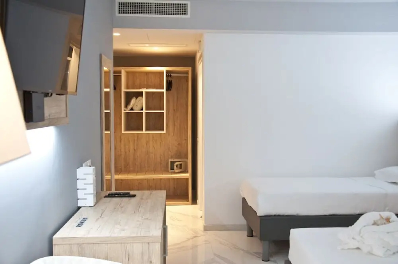 Ambruosi Village Resort & Spa