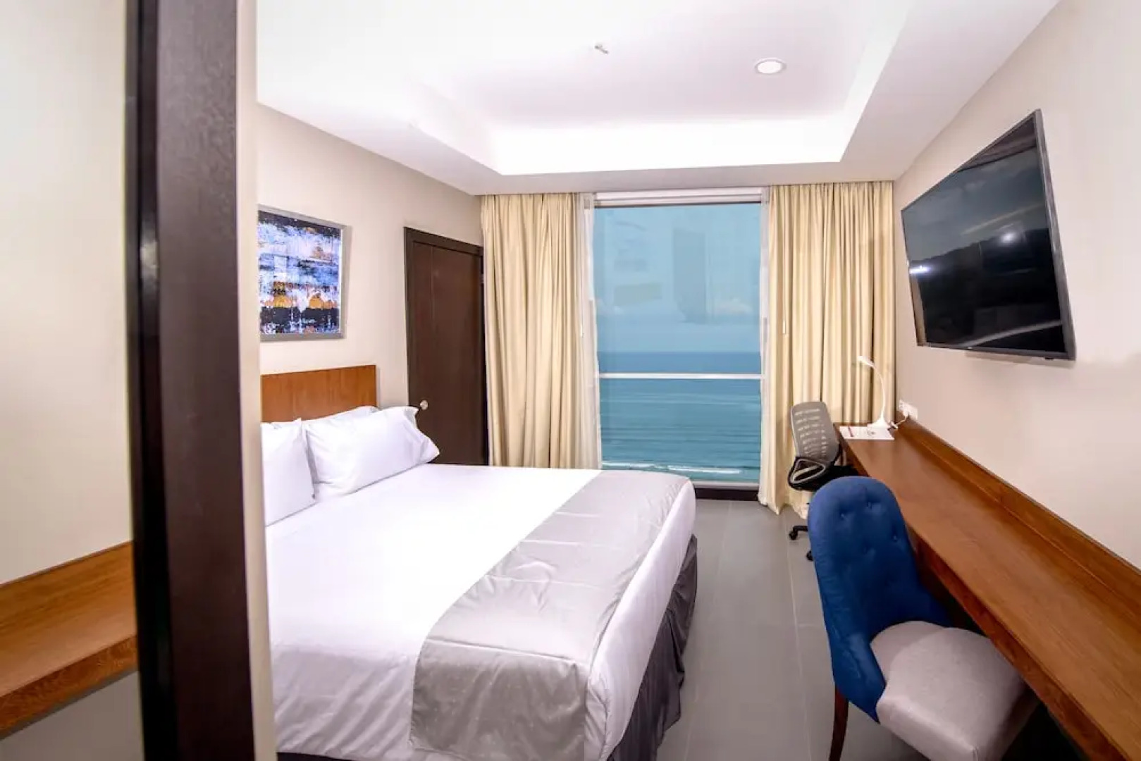 Best Western Premier Sail Plaza Manta