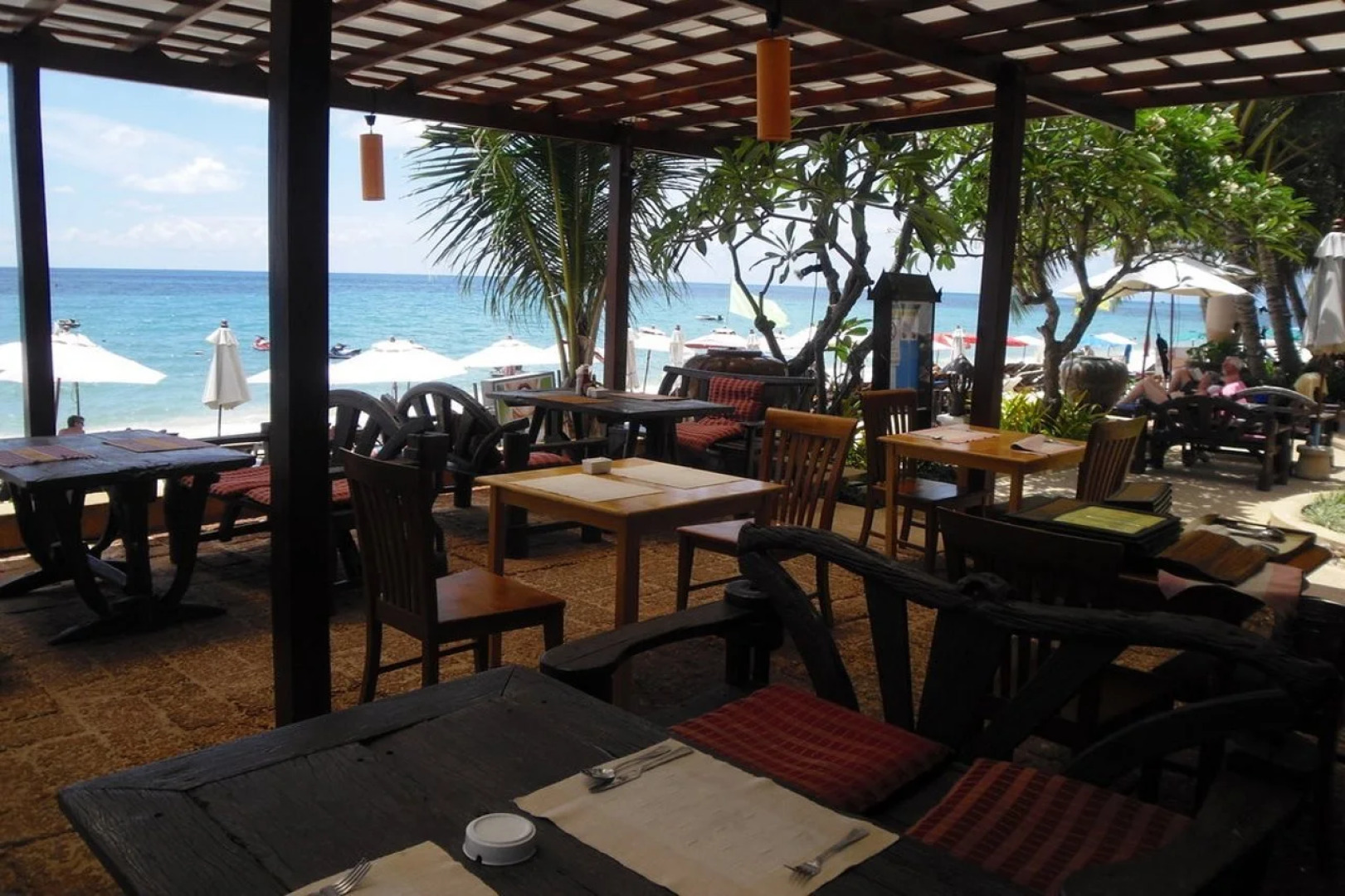 Thai House Beach Resort