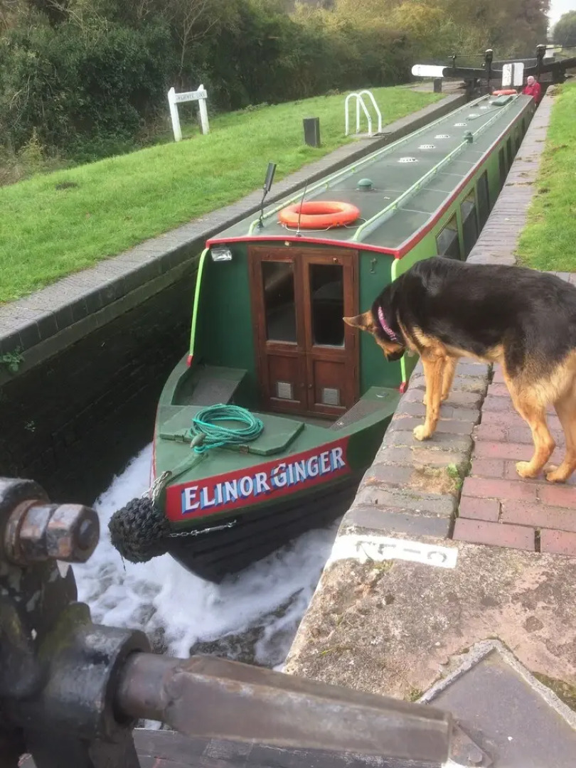 Stone - Boat - Sleeps 8 - Pet Friendly-85ws