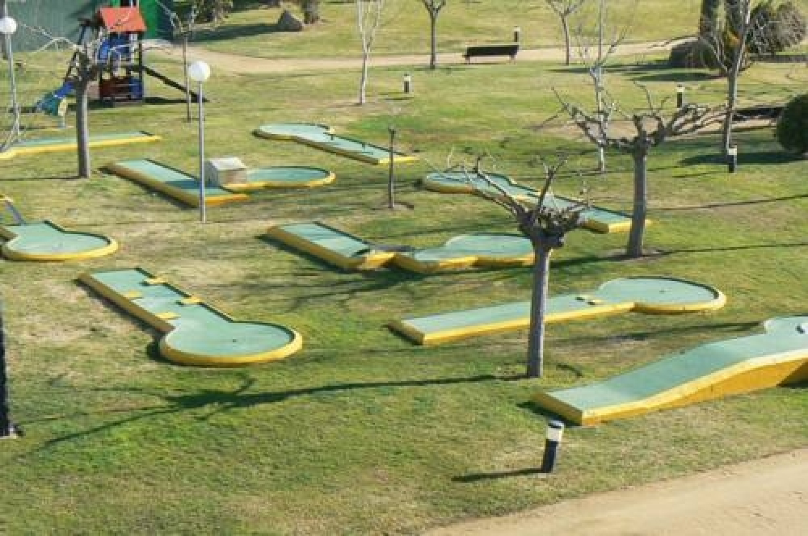 Los Juncos De Pineda Park