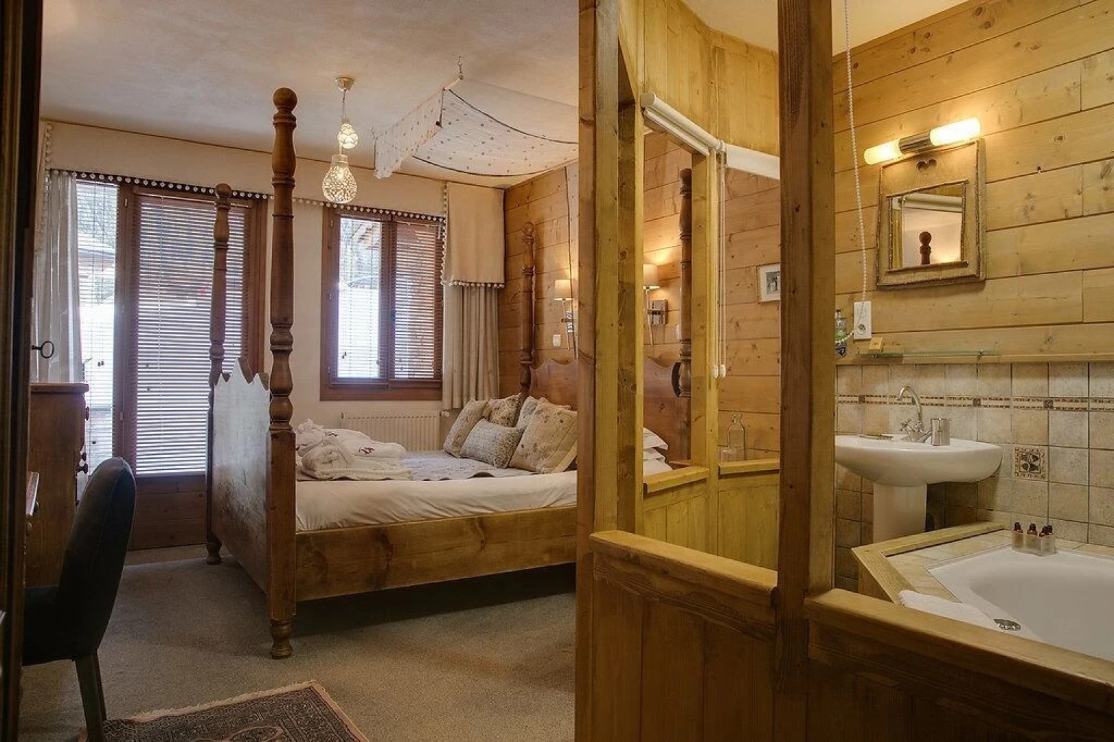 Chilly Powder - Hôtel au Coin du Feu