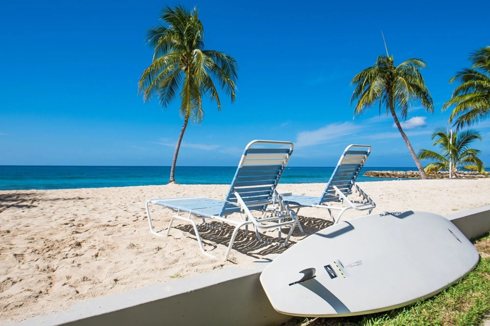 The Grandview Condos on Seven Mile Beach