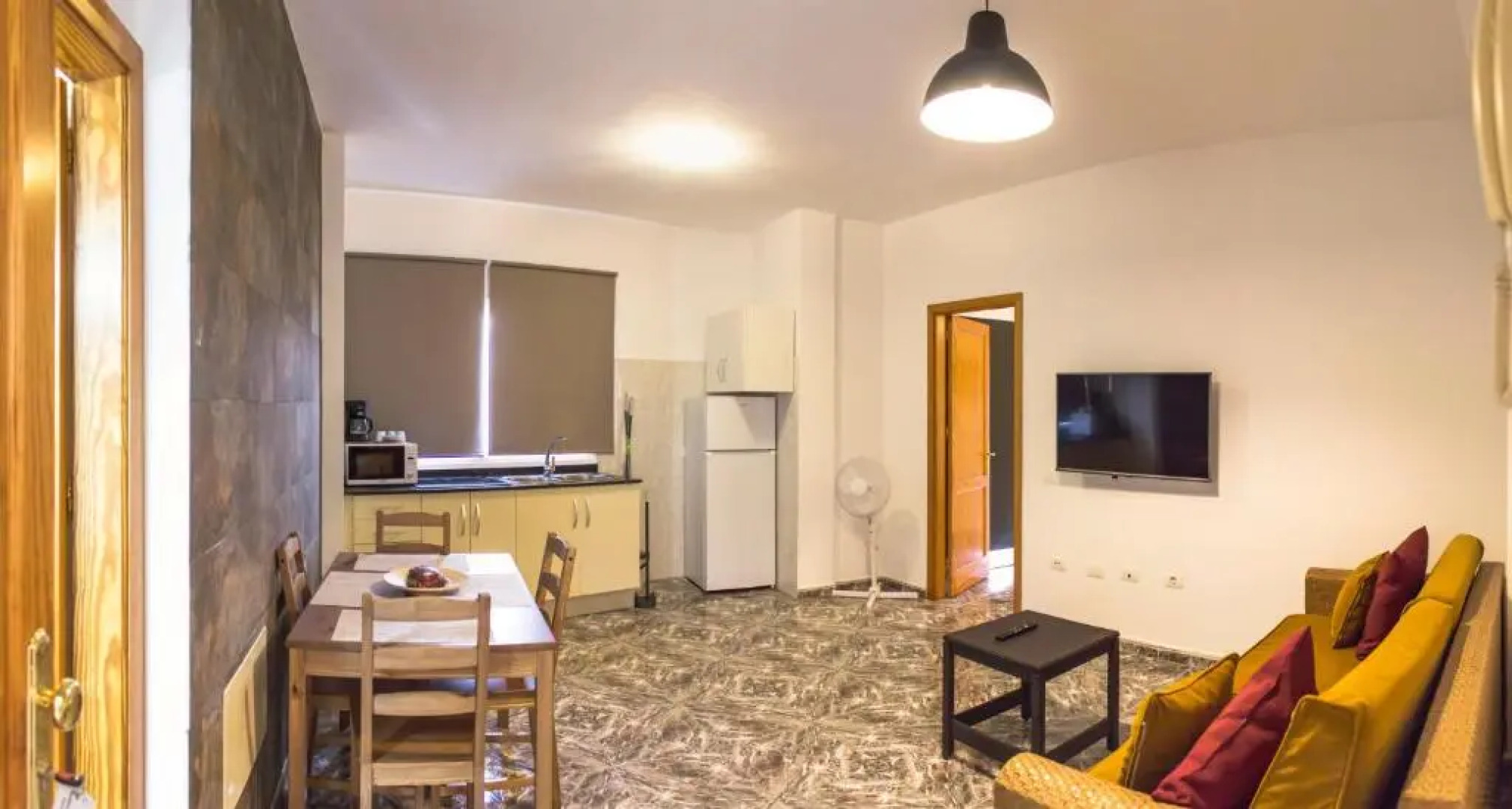 Apartamentos La Aldea Suites