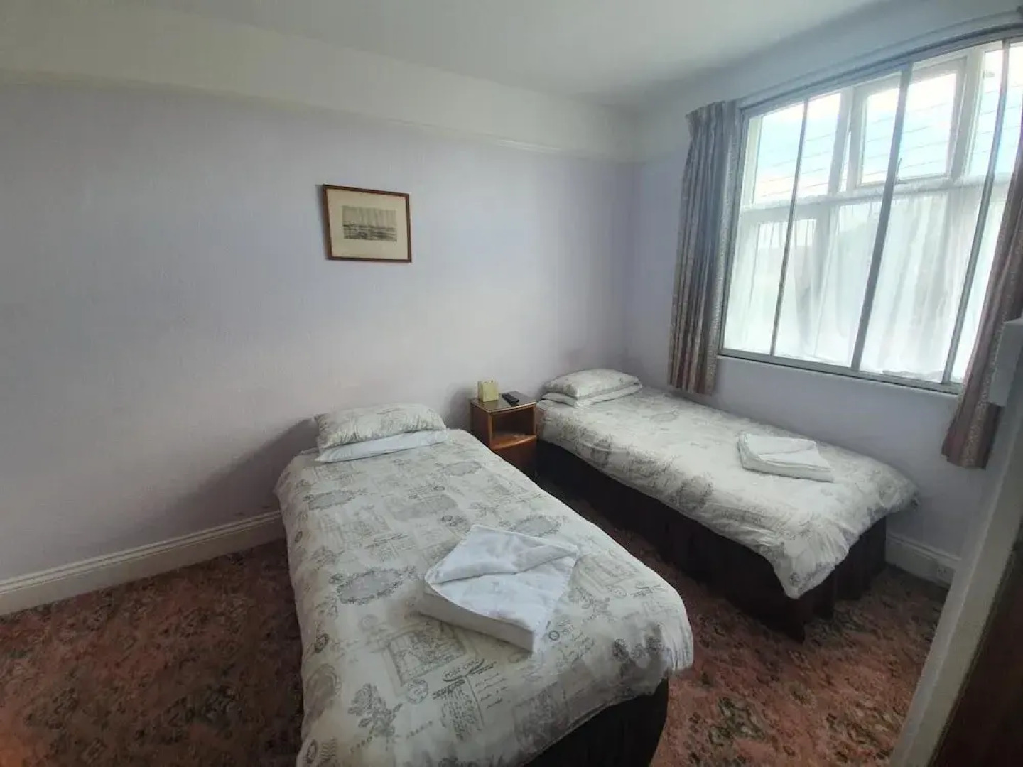 Dove Court Mini Lodge