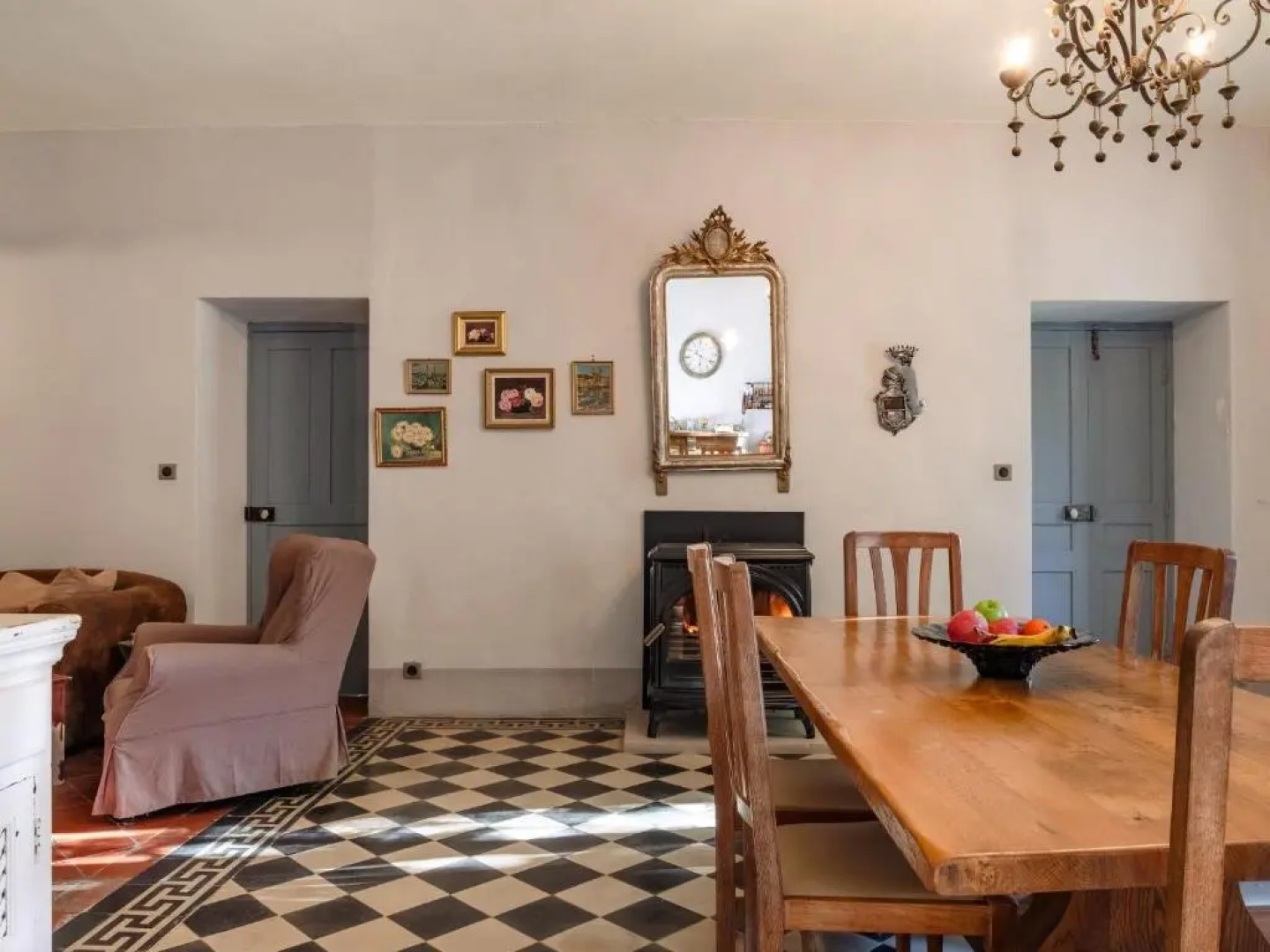 Maison de 4 chambres avec terrasse amenagee et wifi a Levie