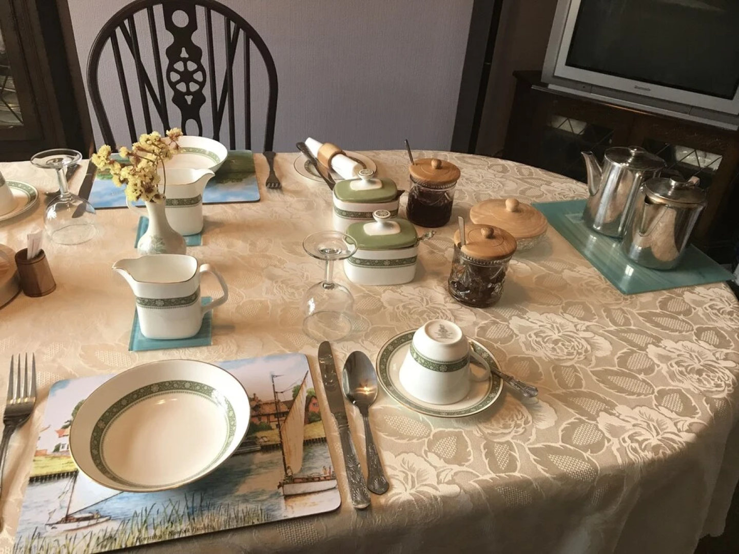 Leeward bed and Breakfast