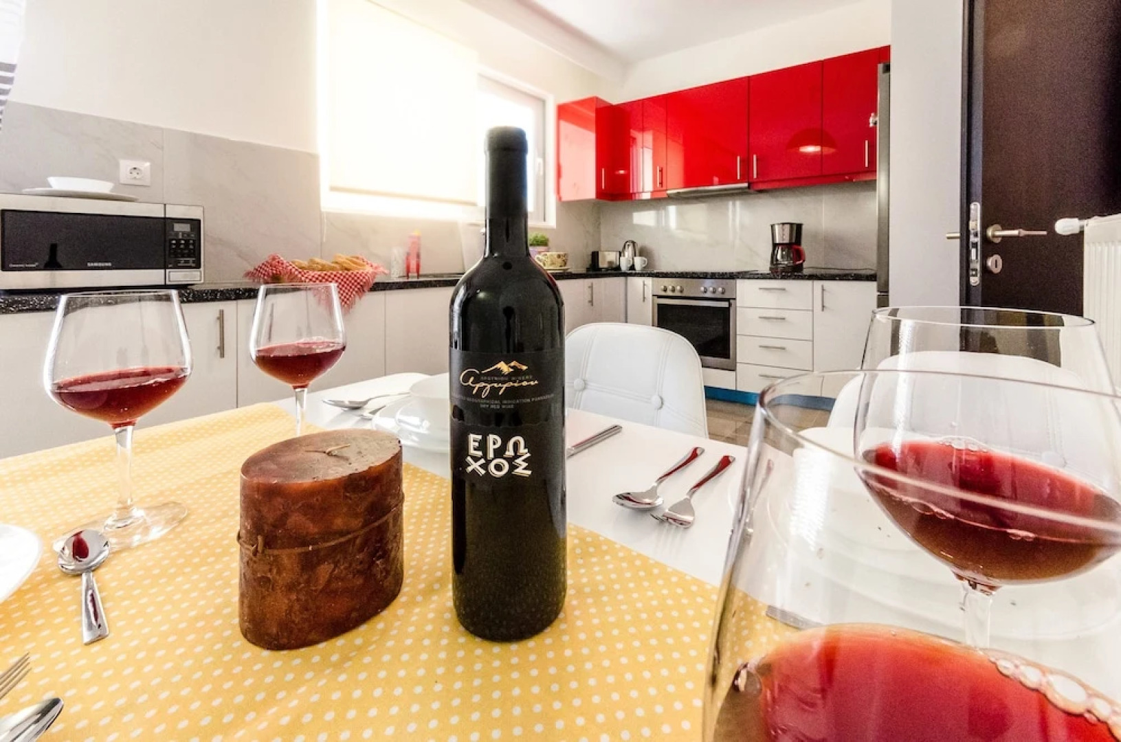 Taurus - Deluxe Apartment with Sea View