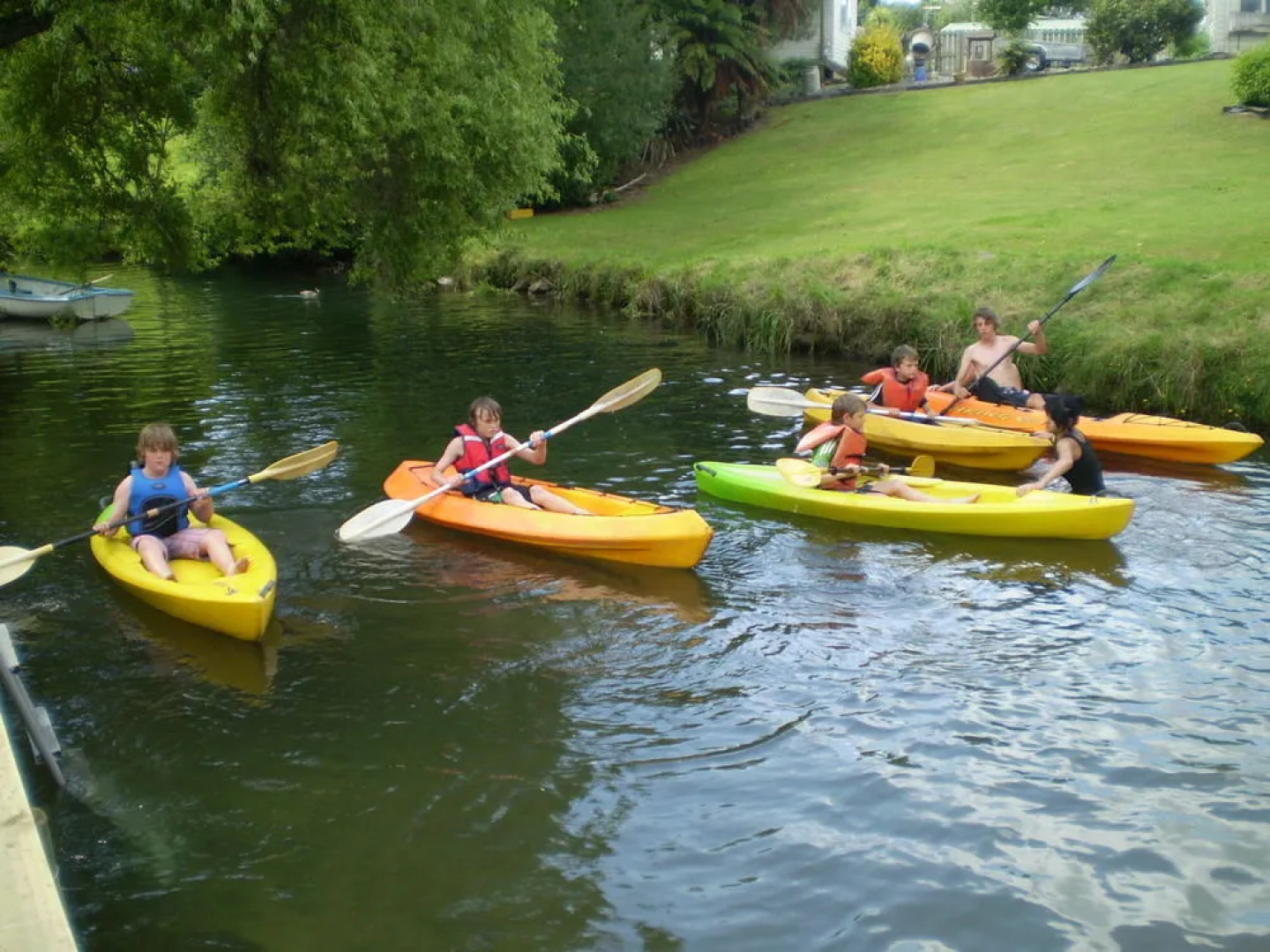 Waiteti Trout Stream Holiday Park