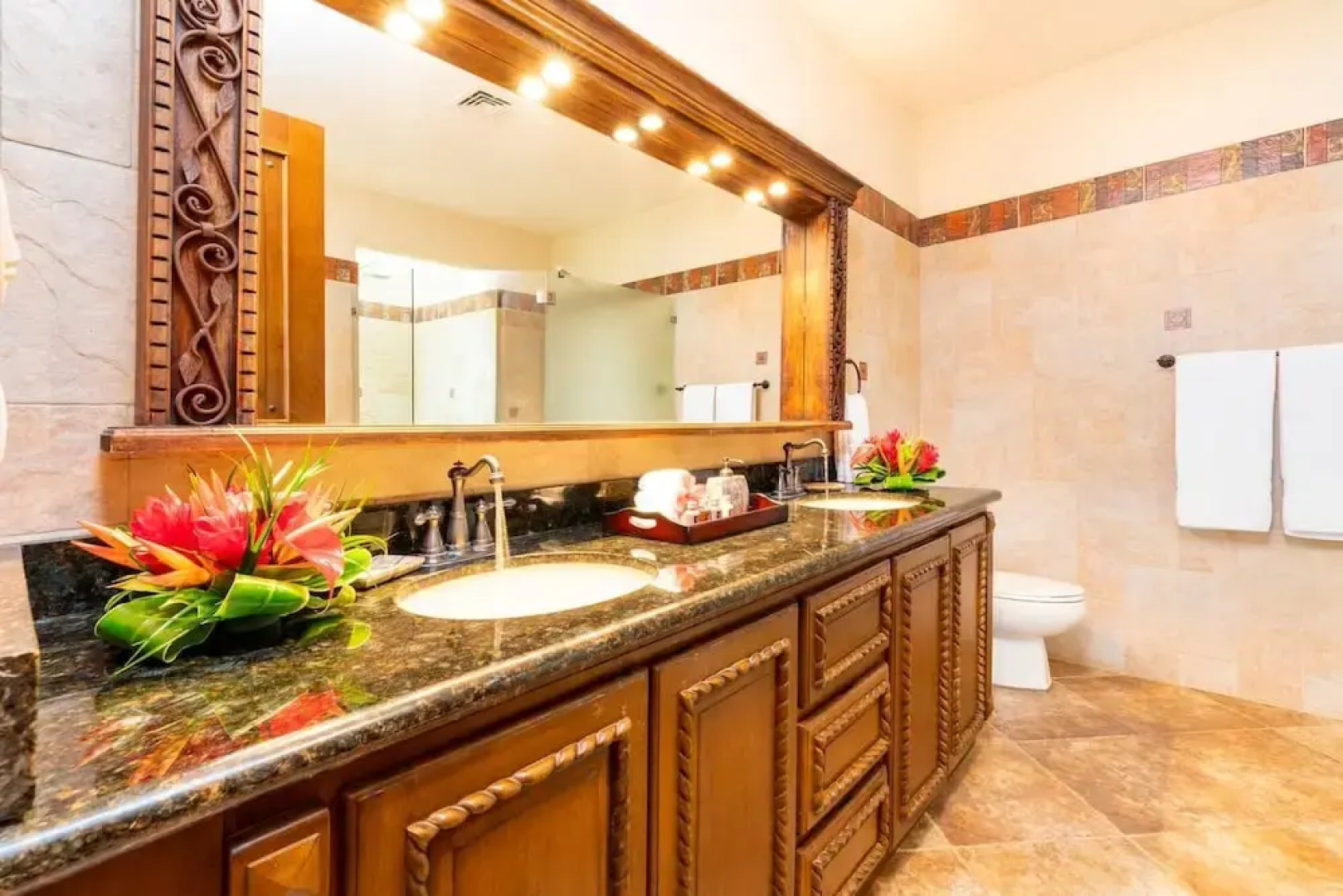 Hacienda-style Villa With Pool and Sweeping Ocean Views Above Potrero