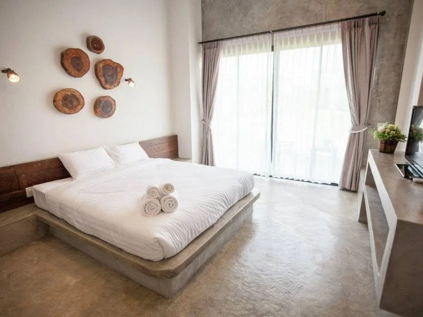 Molloft Resort