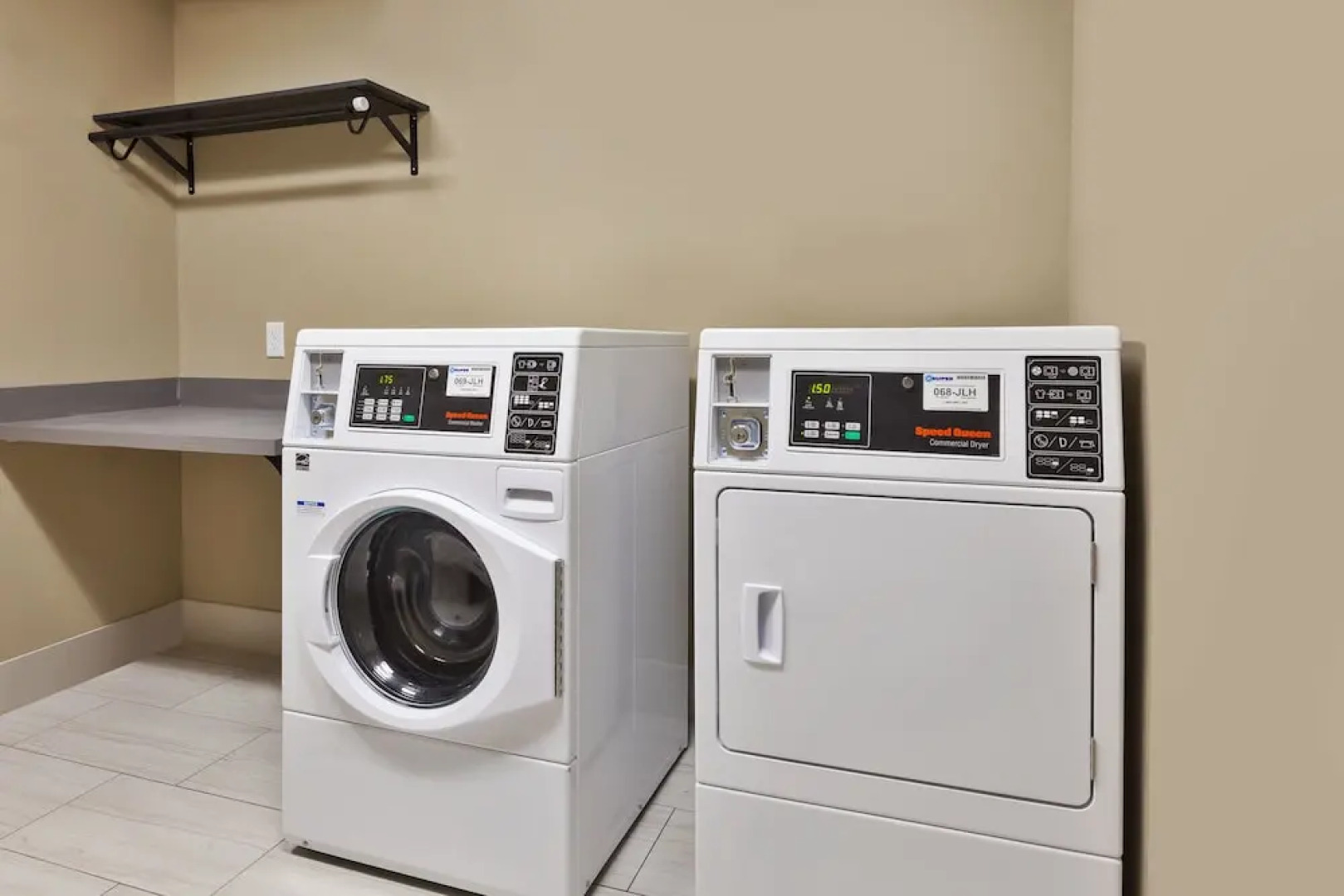 Holiday Inn Express & Suites MILAN – SANDUSKY AREA by IHG