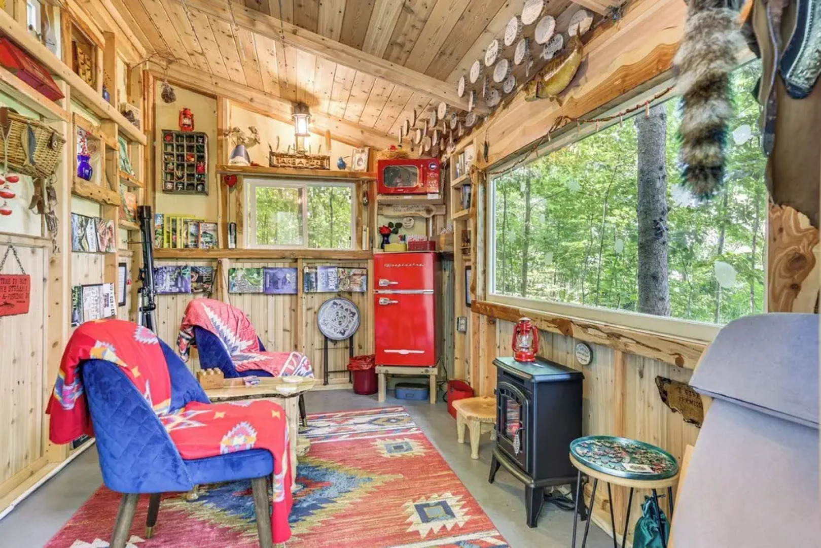 On-site Trails: Rock River Retreat in Jefferson!