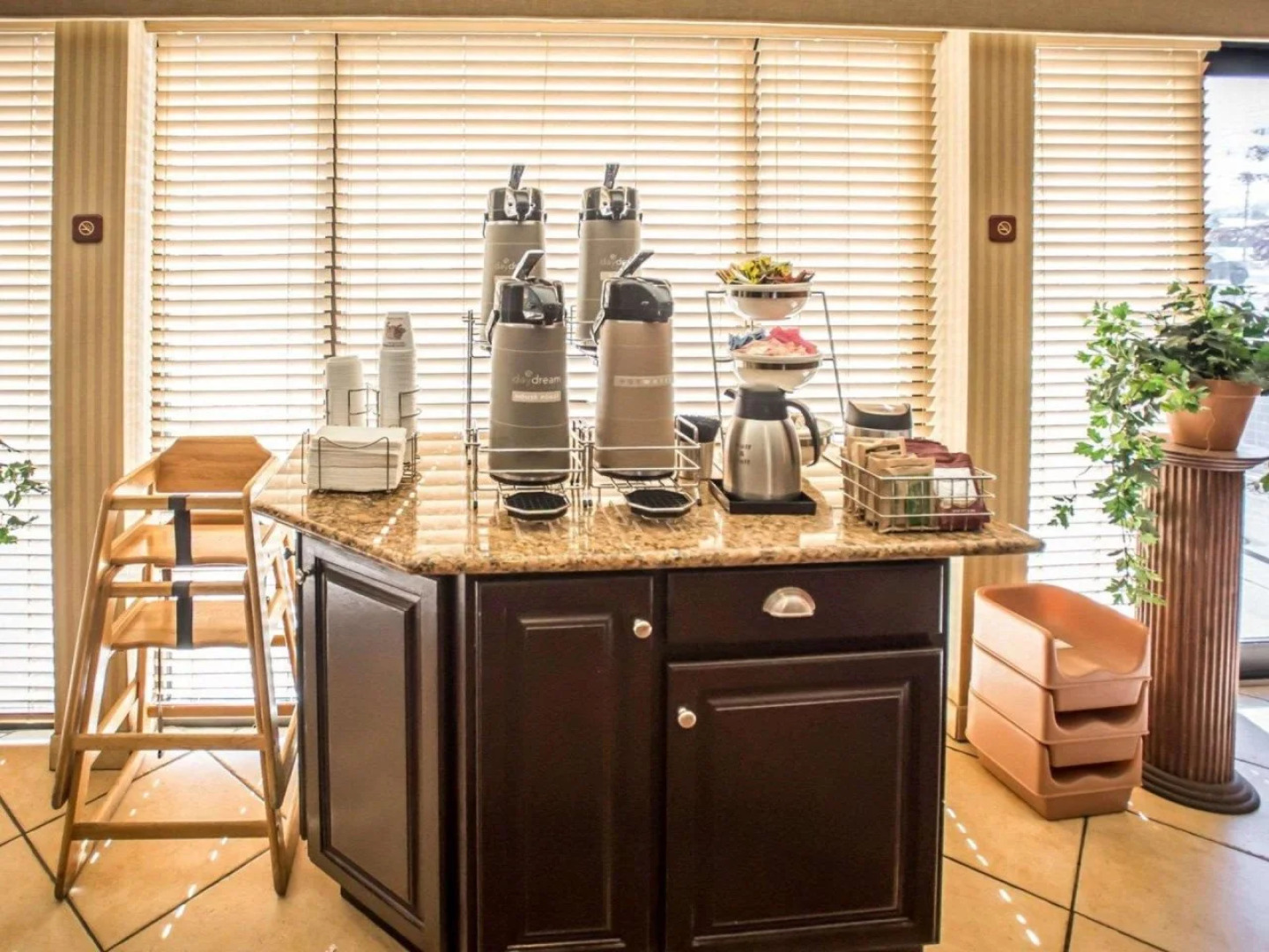 Sleep Inn & Suites Dunmore