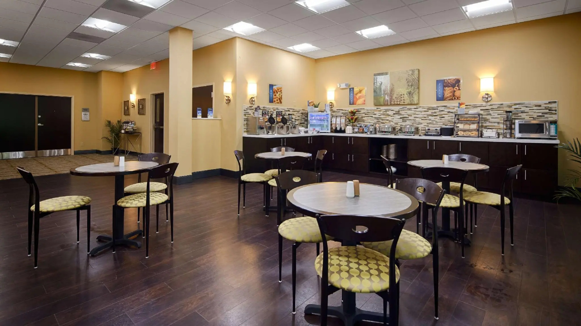 Best Western Plus Thornburg Inn & Suites