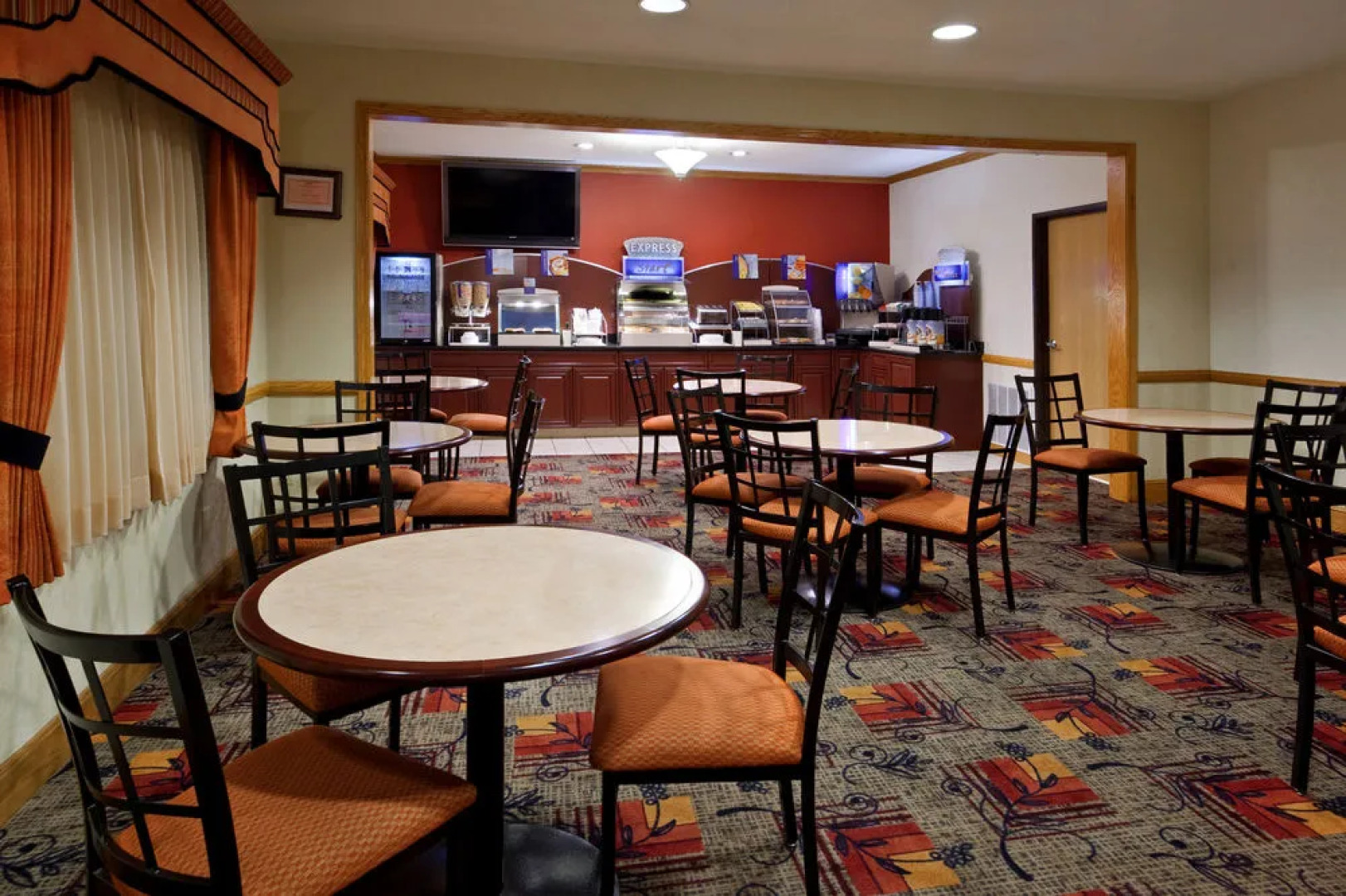Holiday Inn Express Kendallville