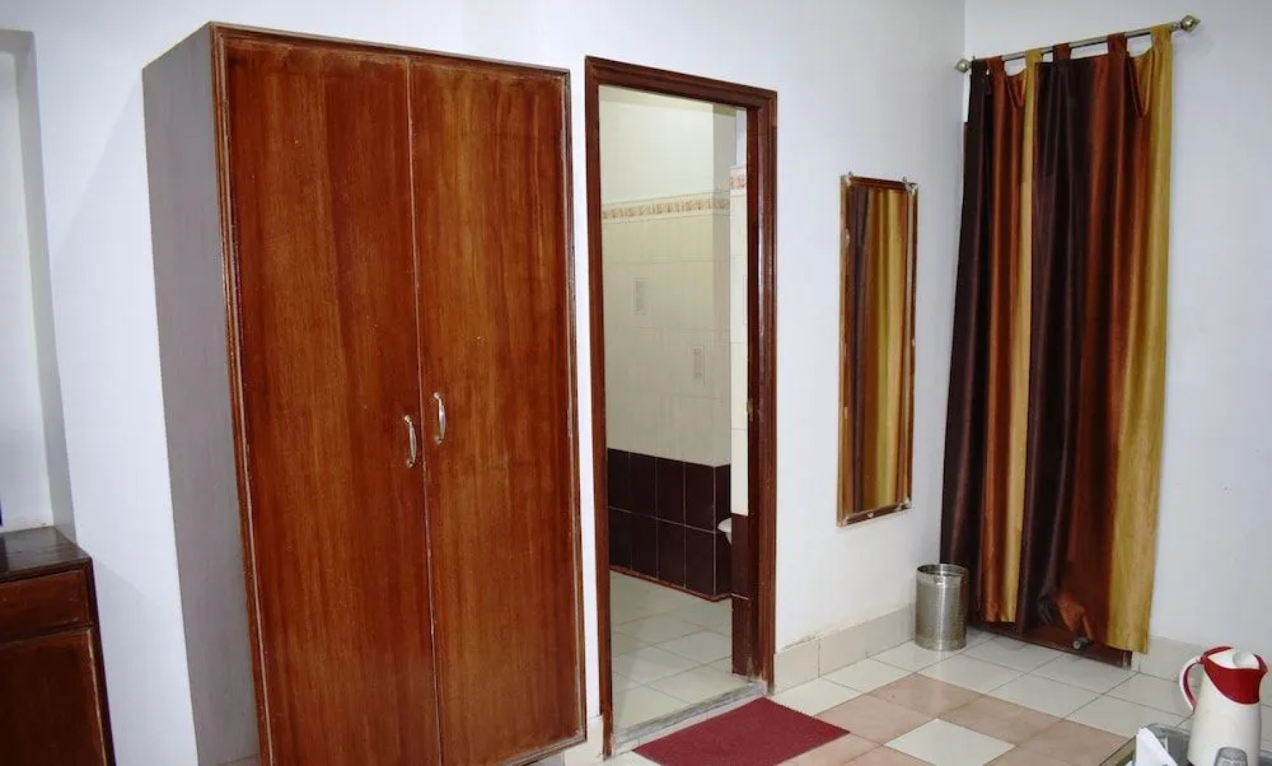 The Centre Square Hotel