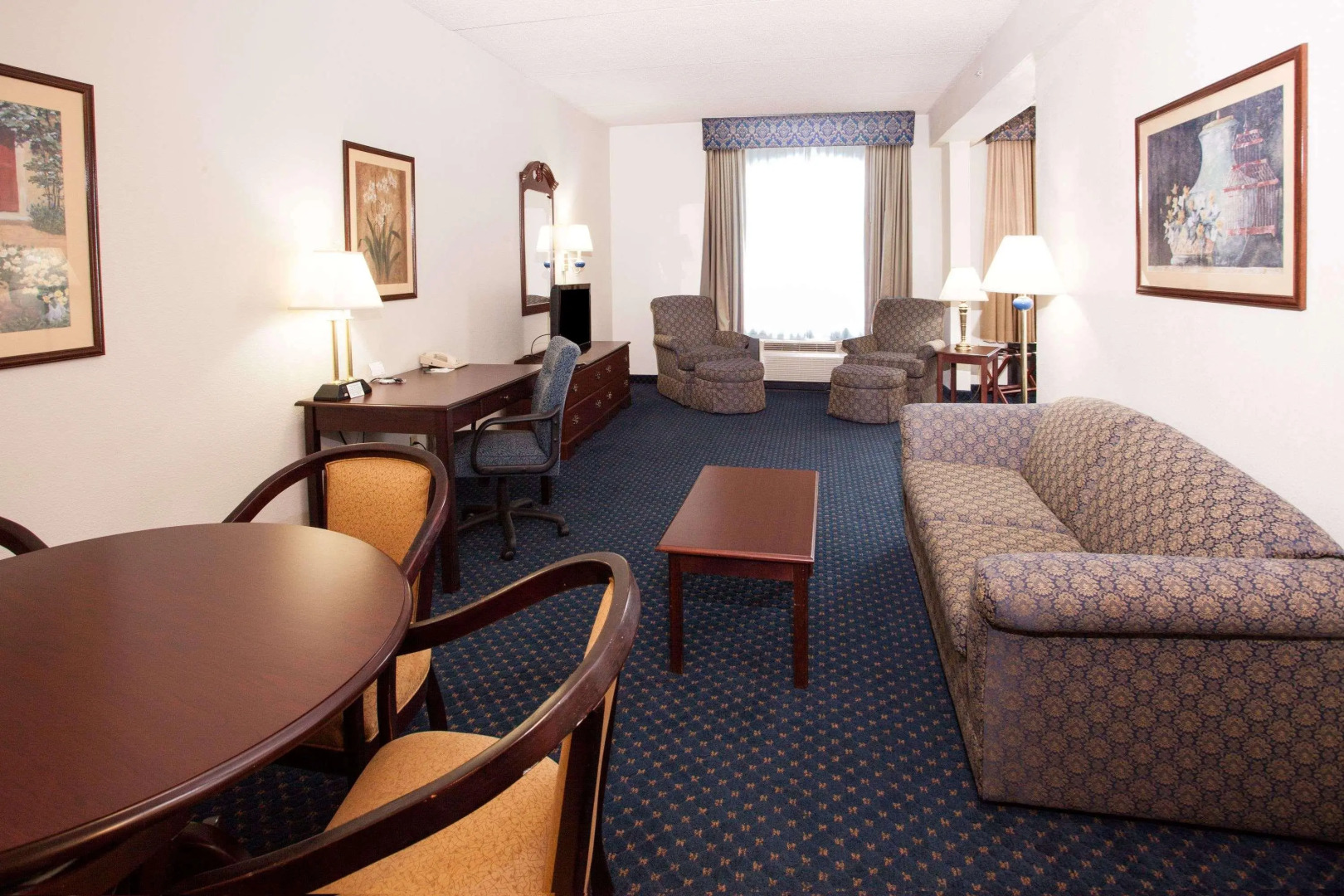 Wingate by Wyndham Atlanta/Six Flags Austell