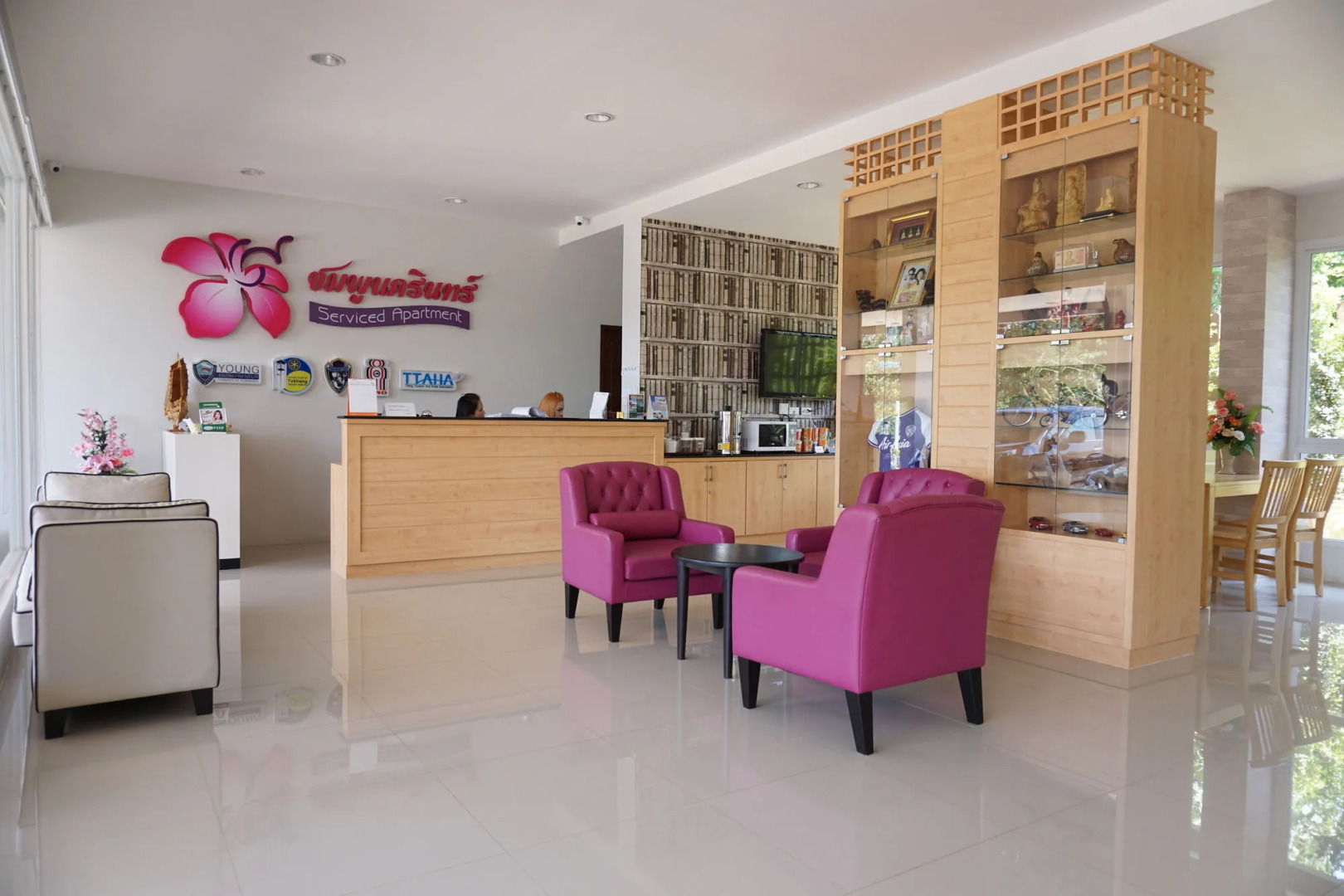 Chompu Nakarin Apartment