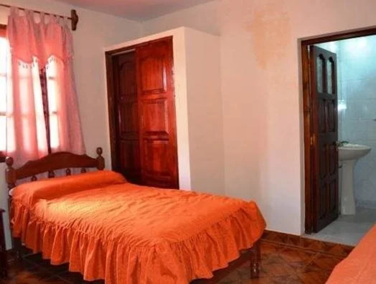 Hosteria Rio Toro Ara