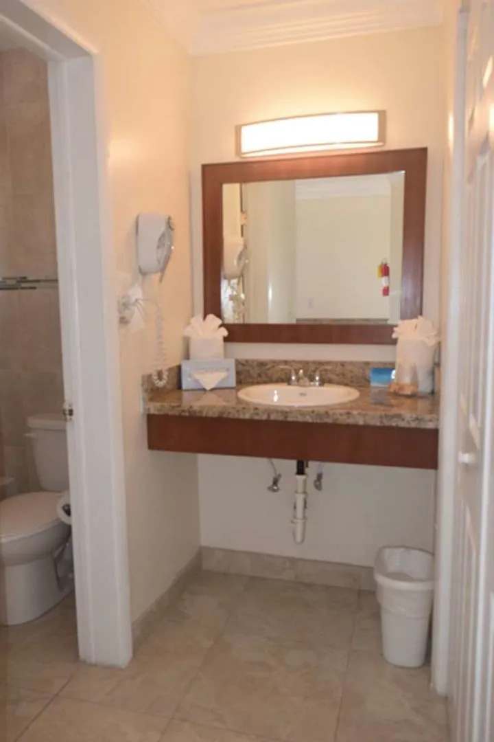 Bell Channel Inn Hotel