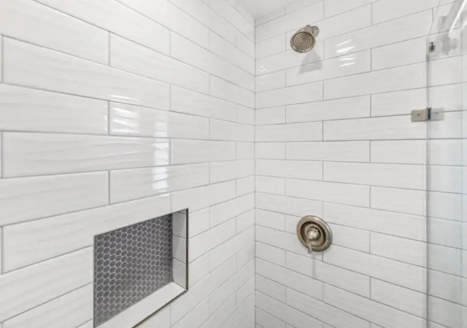 LuxuryTownhome.3Blks2Beach.E-Bikes.75”4kTV