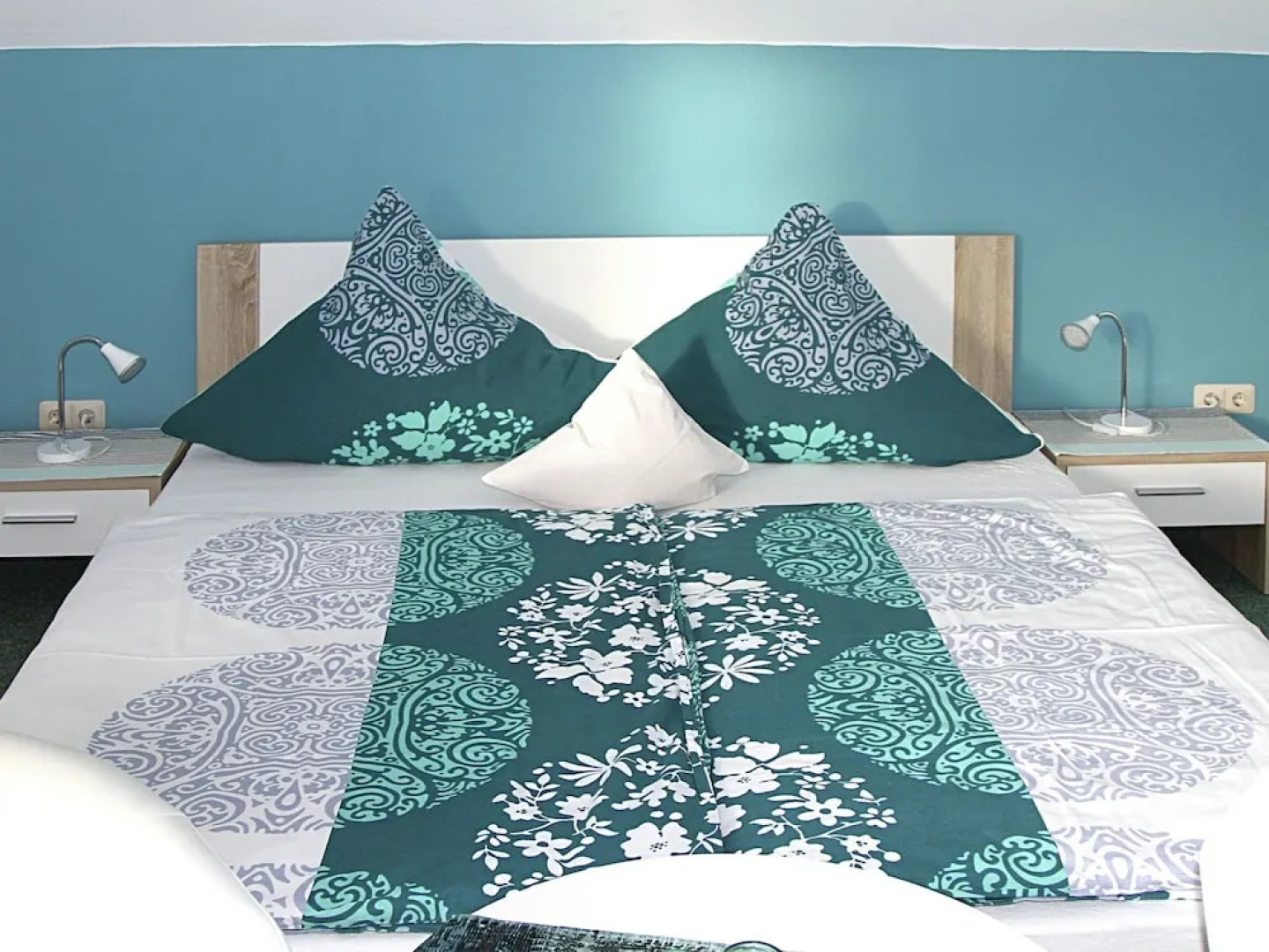 Farmhouse in Park With Terrace, Garden, Bbq, Bicycles