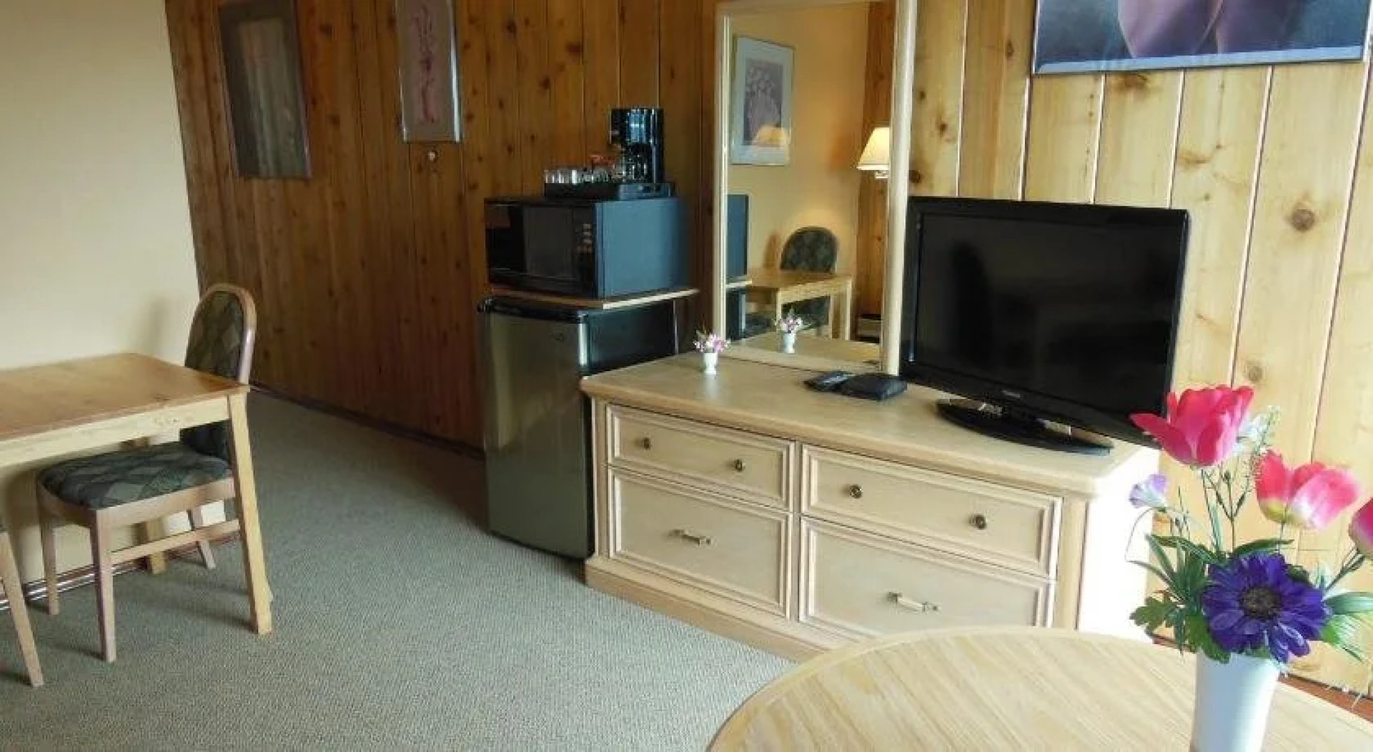 Rocky Mountain Springs Lodge