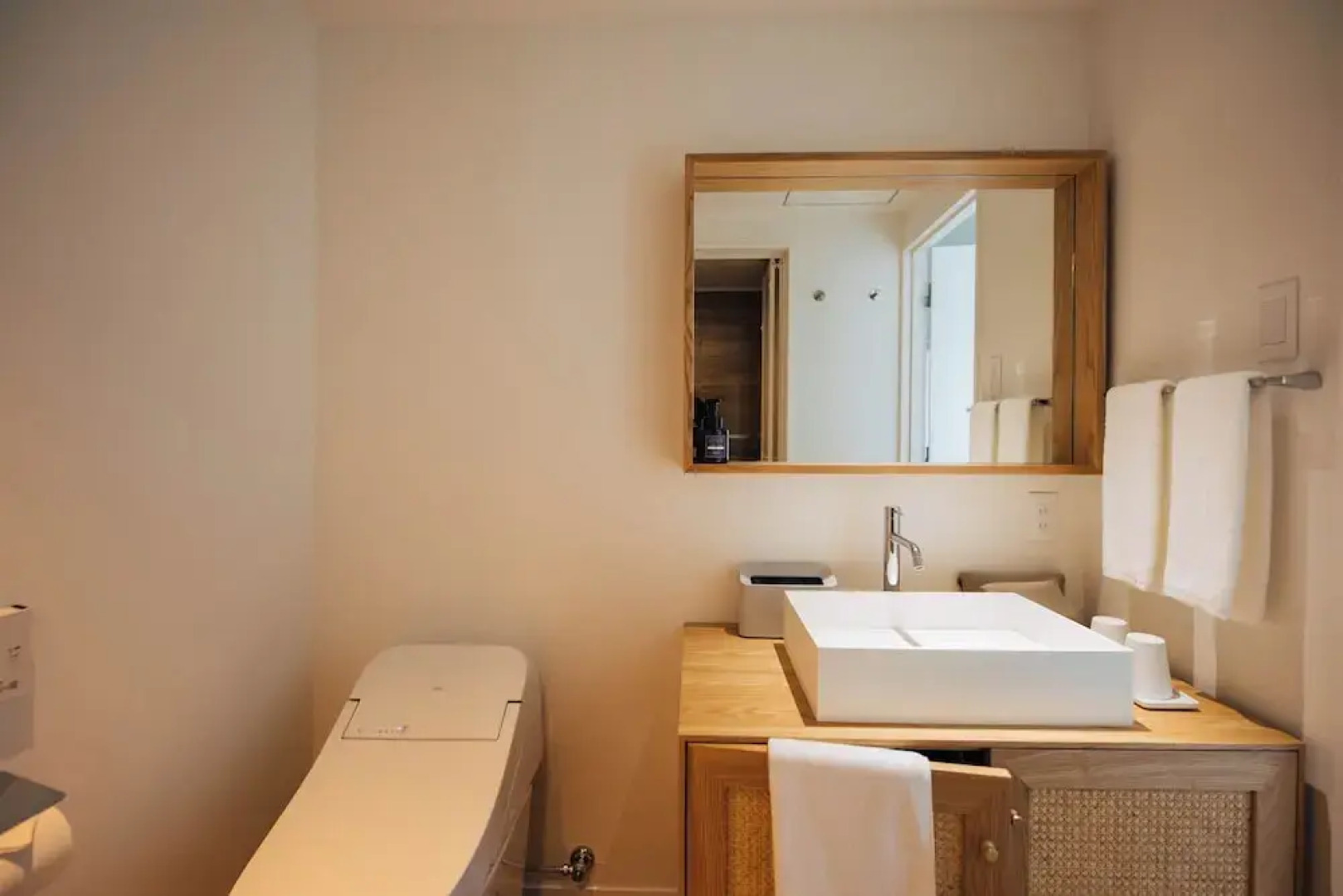 Colorit GOTO ISLANDS