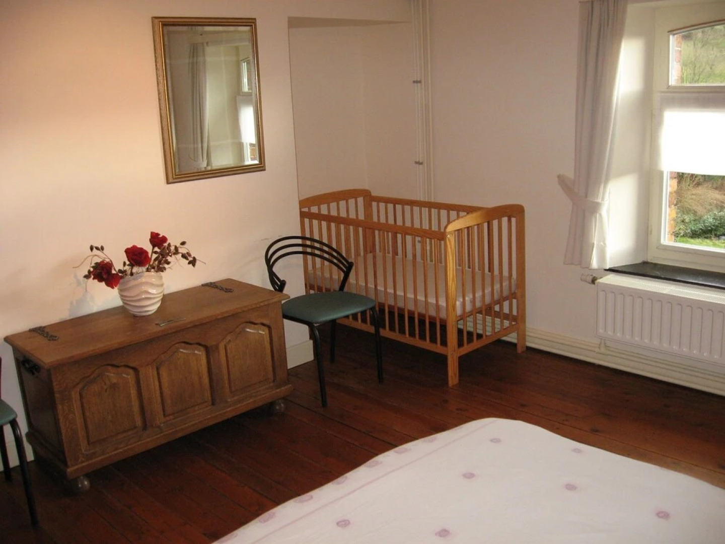 Comfy Holiday Home With Garden, Garden Furniture, Heating