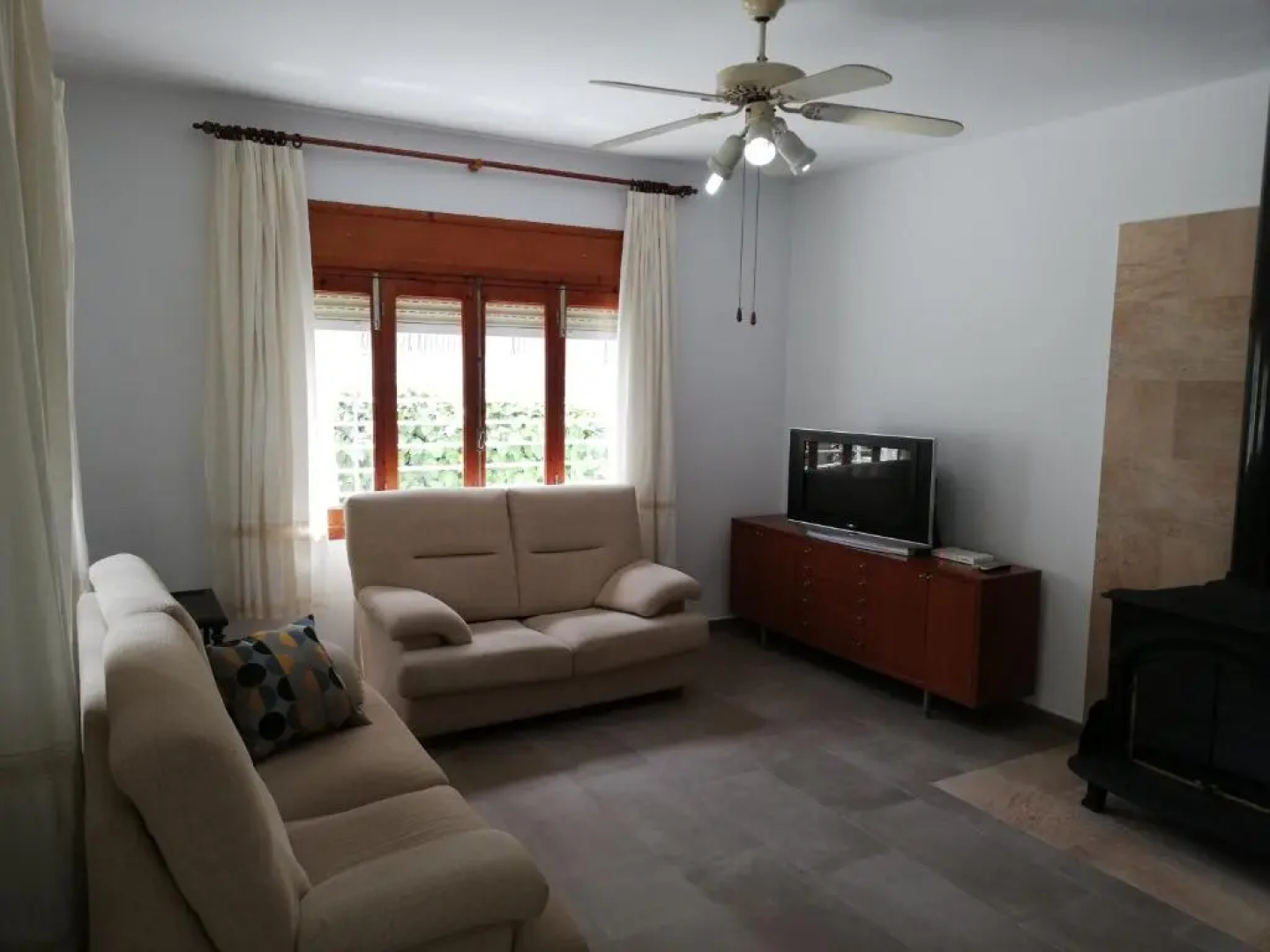 Chalet II con jardín y wifi en la playa