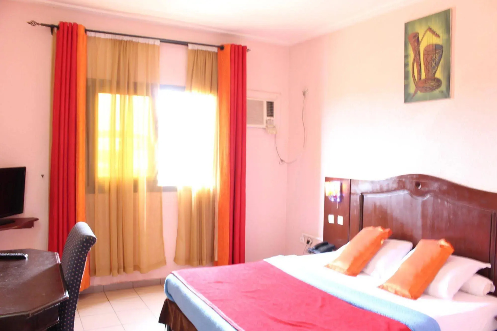 Tou'Ngou Hotel