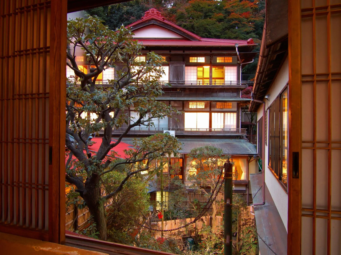 Gensen Uenoya Hot Spring Ryokan