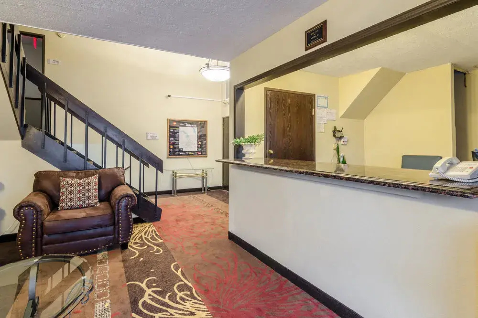 Mitchell Inn and Suites