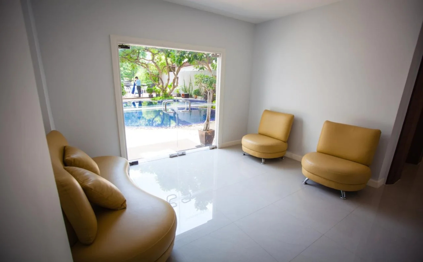 Anya Nana @ Sukhumvit