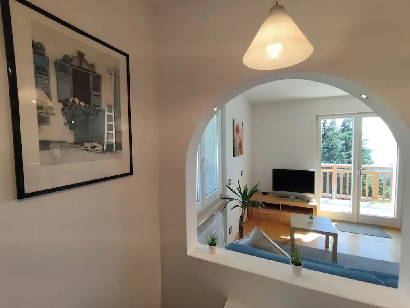 Vidora Apartments