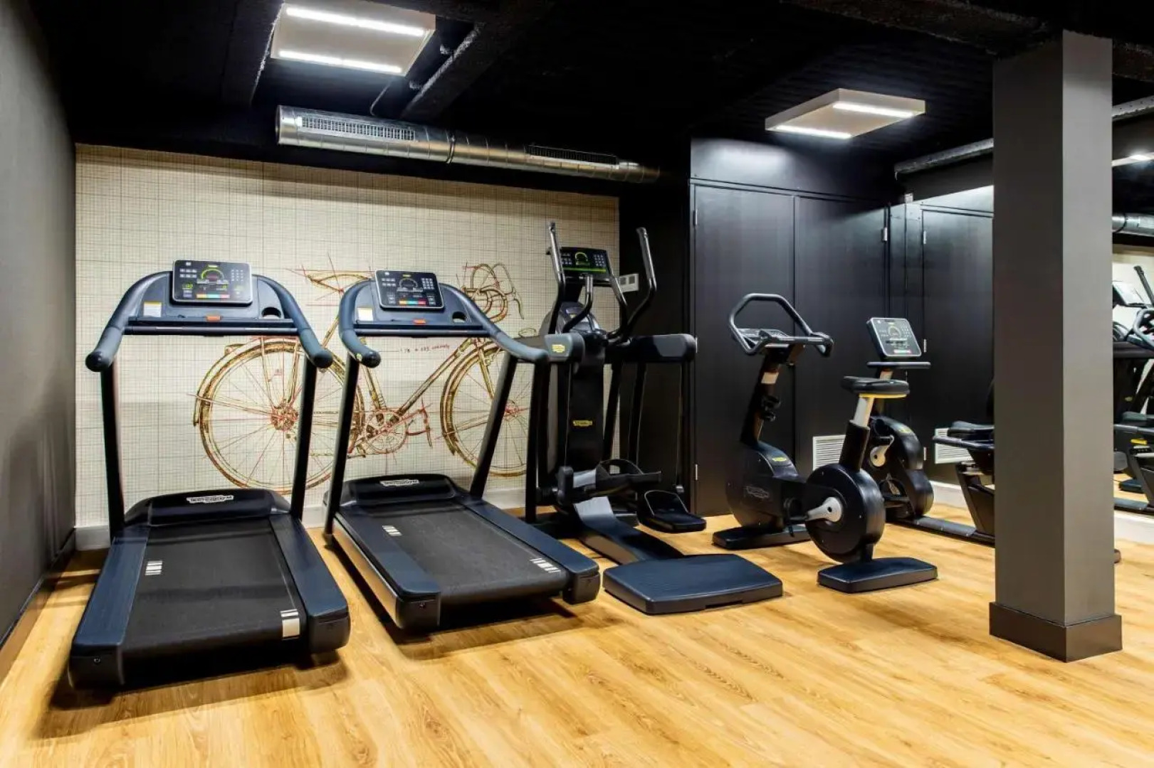 NH Collection Amsterdam Flower Market