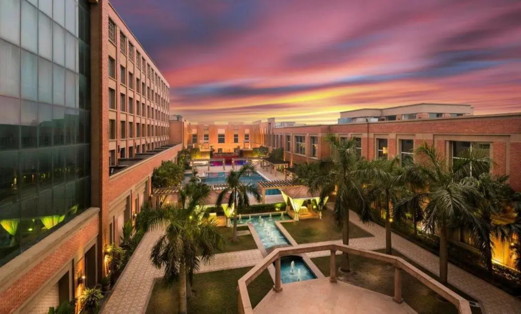 NIRVANA Luxury Hotel l Ludhiana