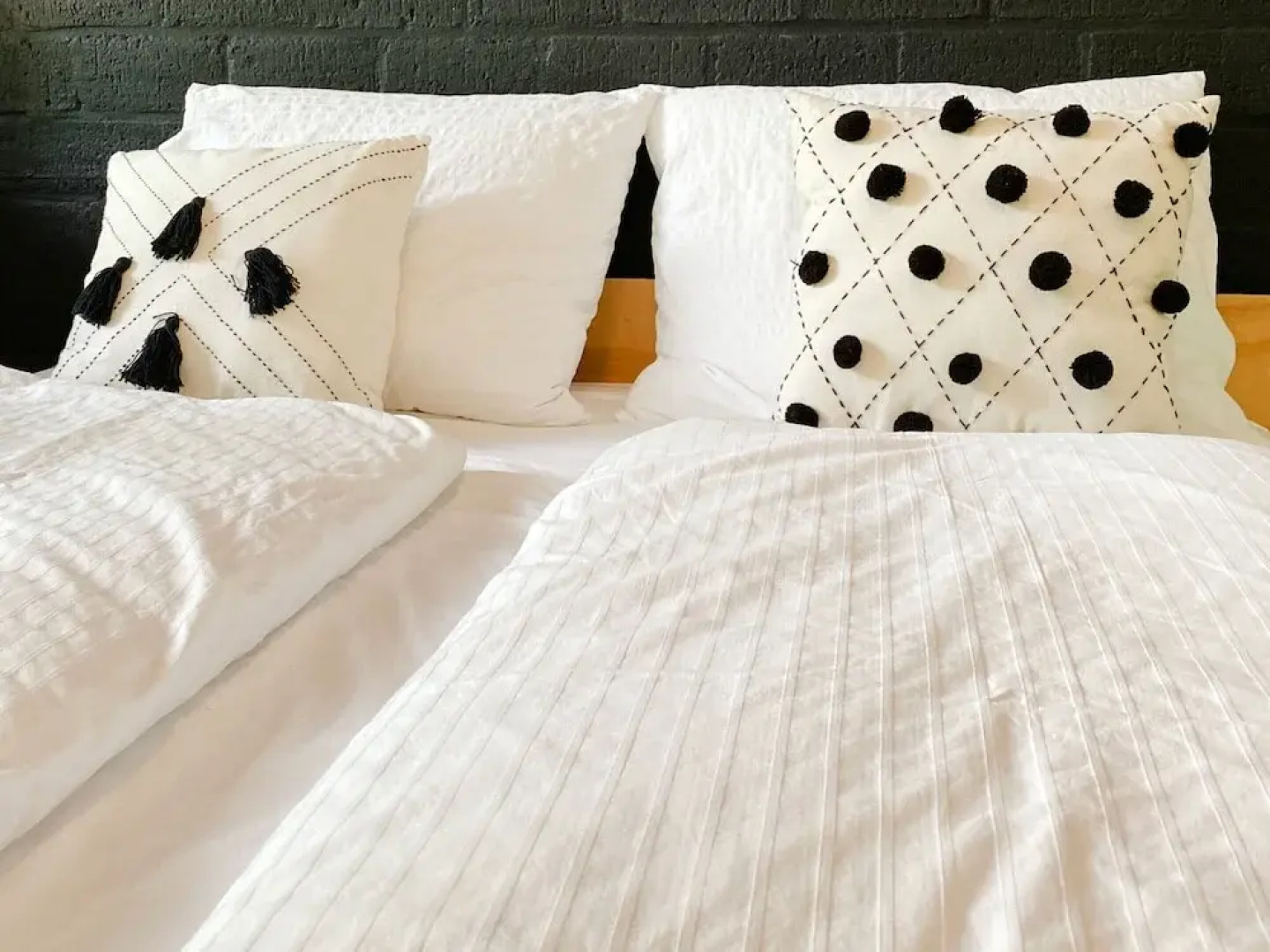 Holiday Home Rheezerveen With Sauna & Hot Tub